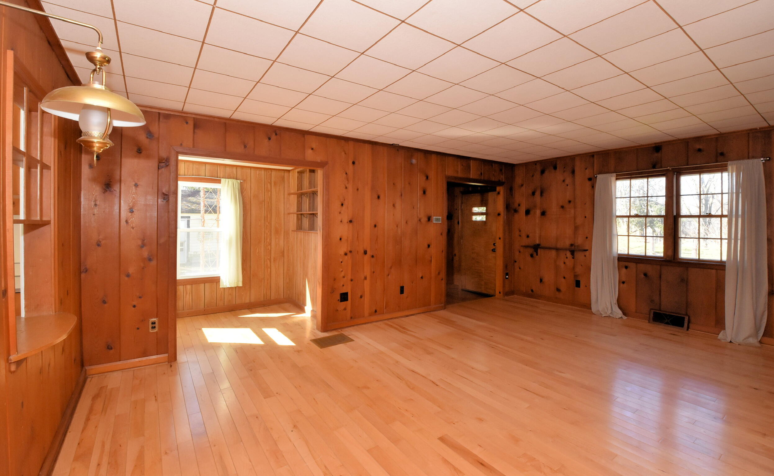 Wisconsin Lake Home for sale (MLS#: 1926865) at 3900  Valley Rd, in Caledonia, Wisconsin. (16 of 30)