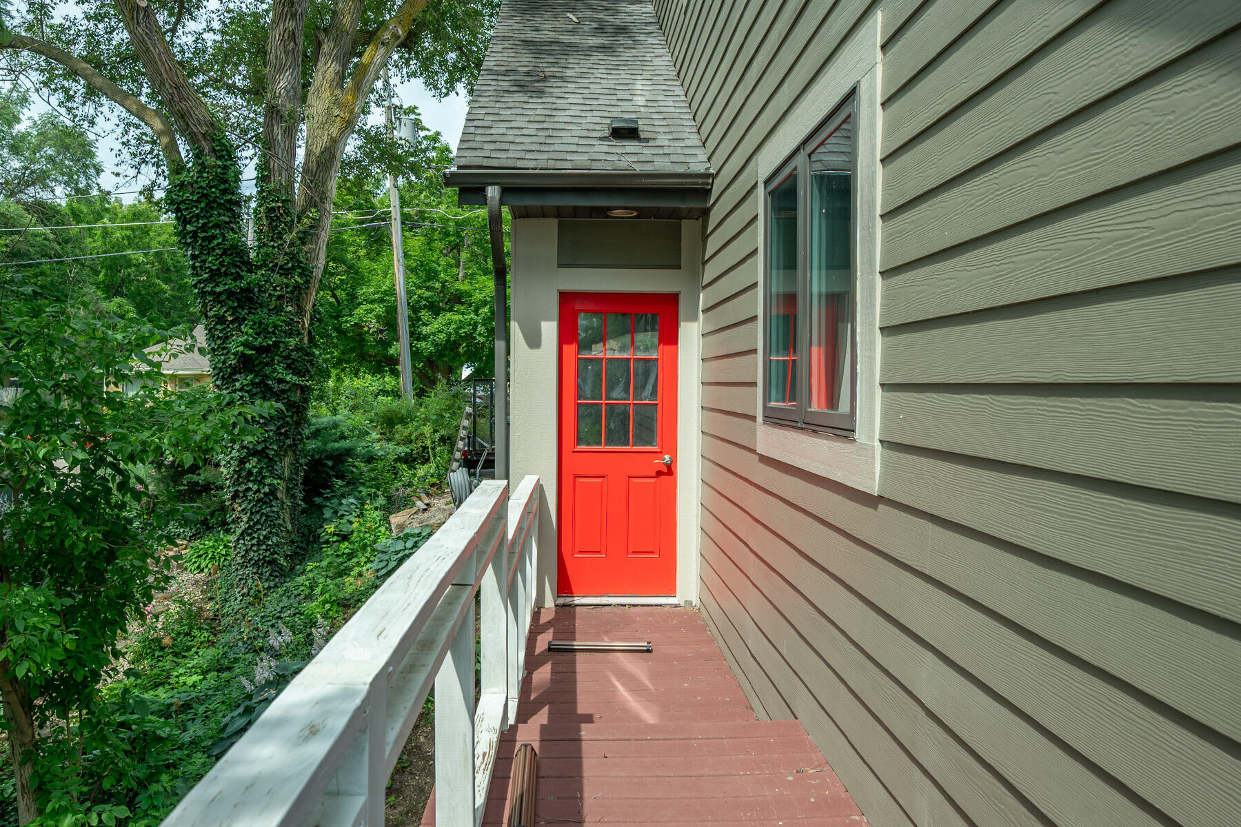 Wisconsin Lake Home for sale (MLS#: 1926885) at 109  Riverview Dr, in Waterford, Wisconsin. (50 of 63)