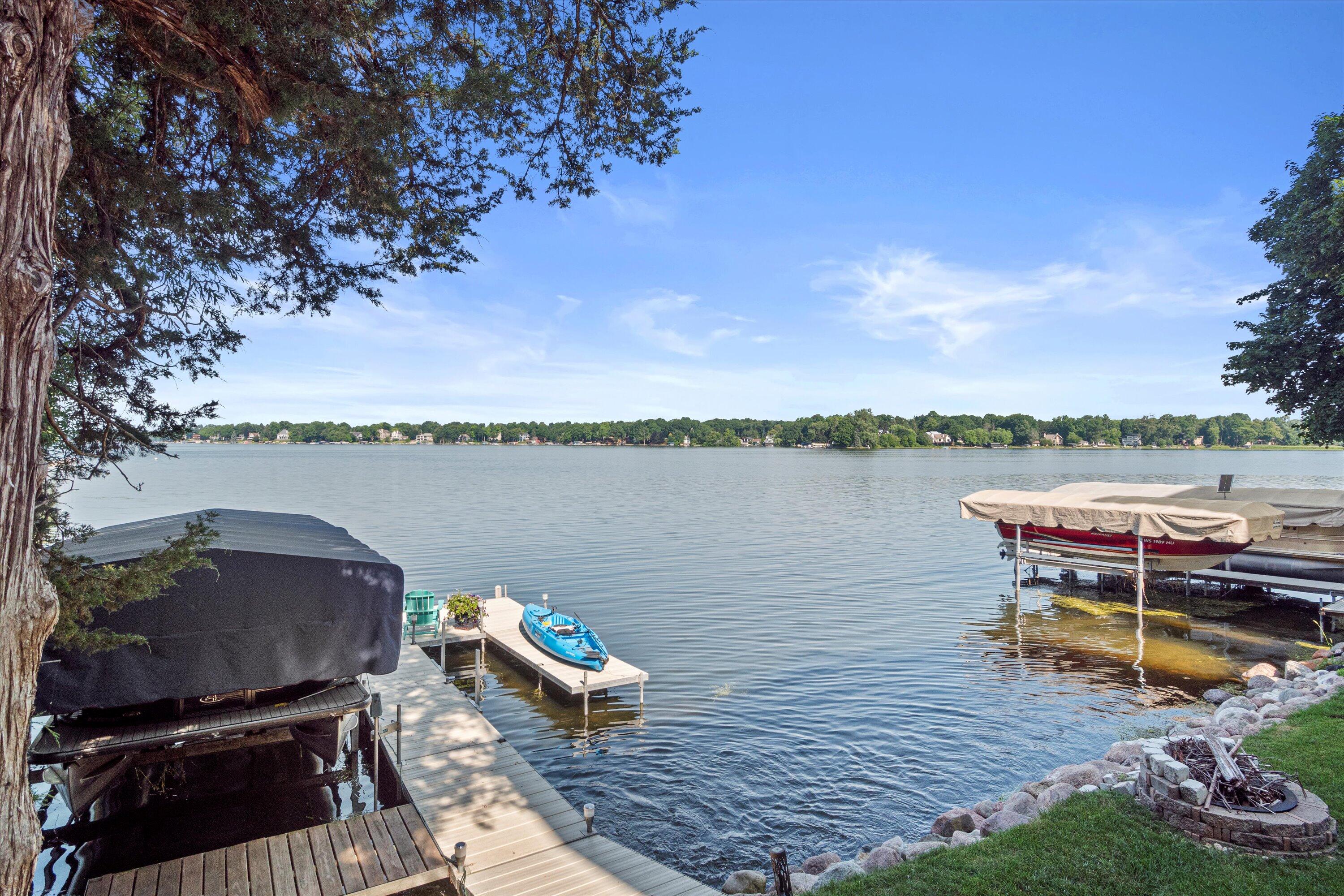 Wisconsin Lake Home for sale (MLS#: 1927095) at W332N6211  County Road C -, in Merton, Wisconsin. (24 of 58)