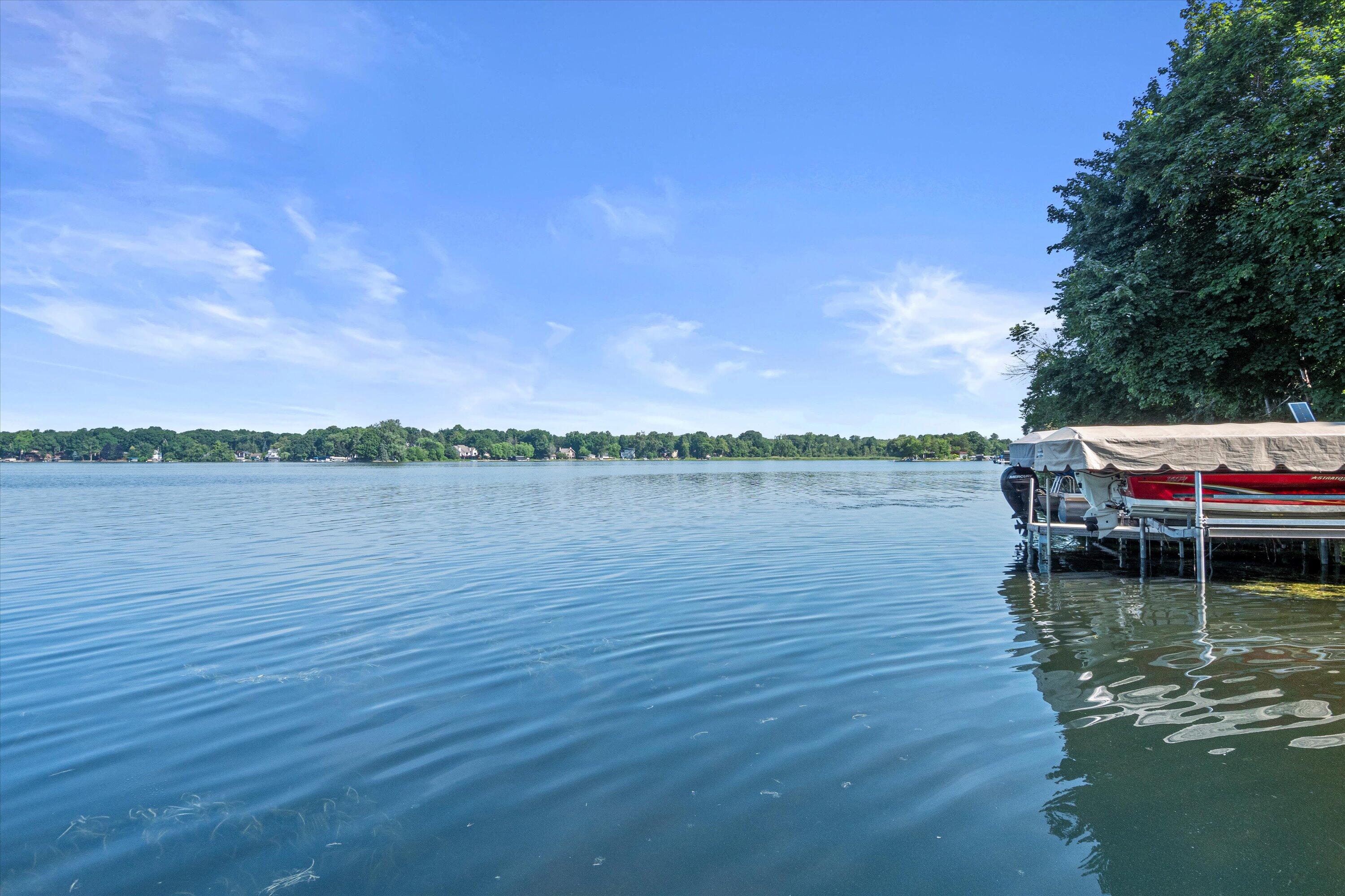 Wisconsin Lake Home for sale (MLS#: 1927095) at W332N6211  County Road C -, in Merton, Wisconsin. (52 of 58)