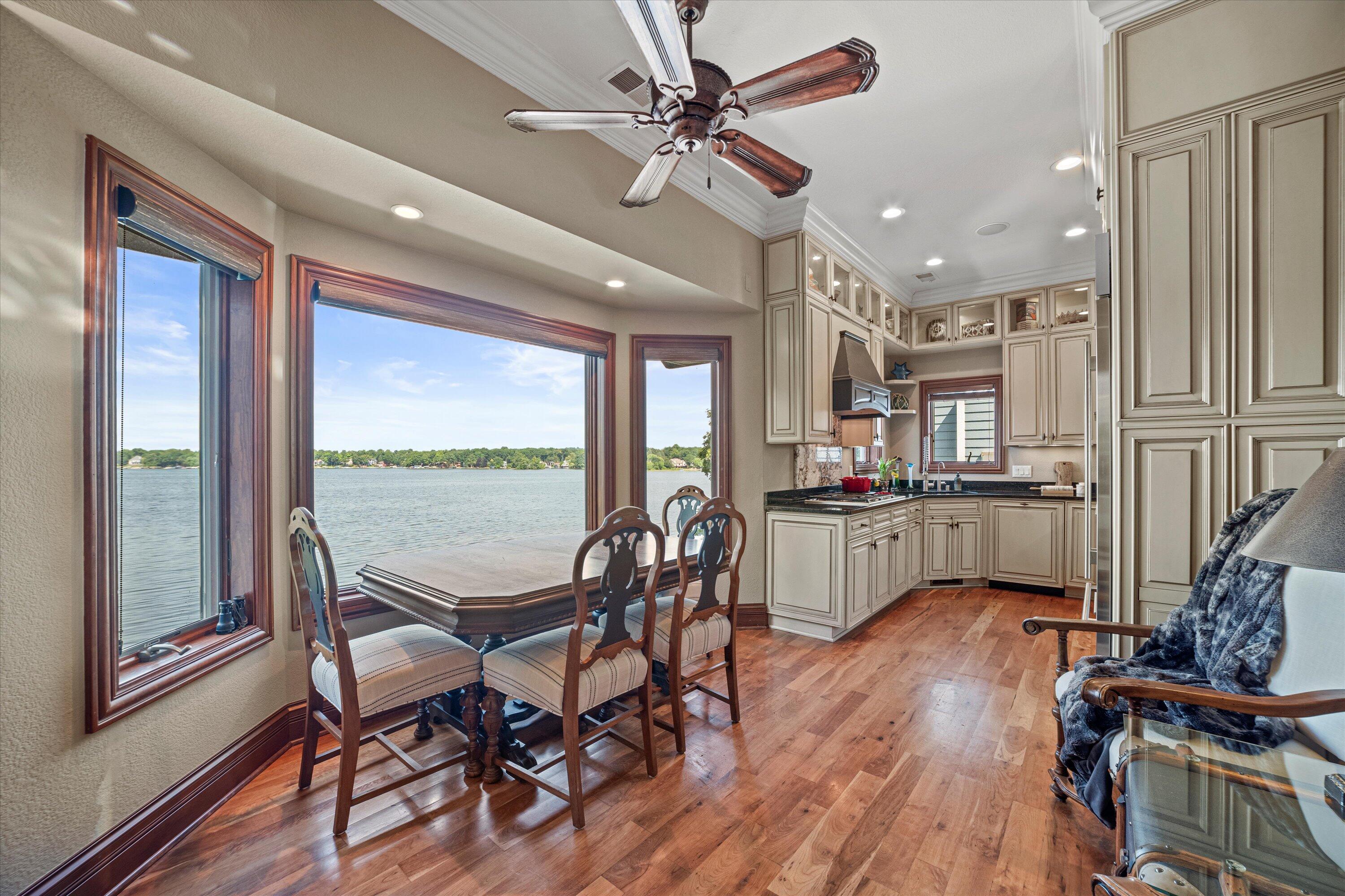 Wisconsin Lake Home for sale (MLS#: 1927095) at W332N6211  County Road C -, in Merton, Wisconsin. (7 of 58)