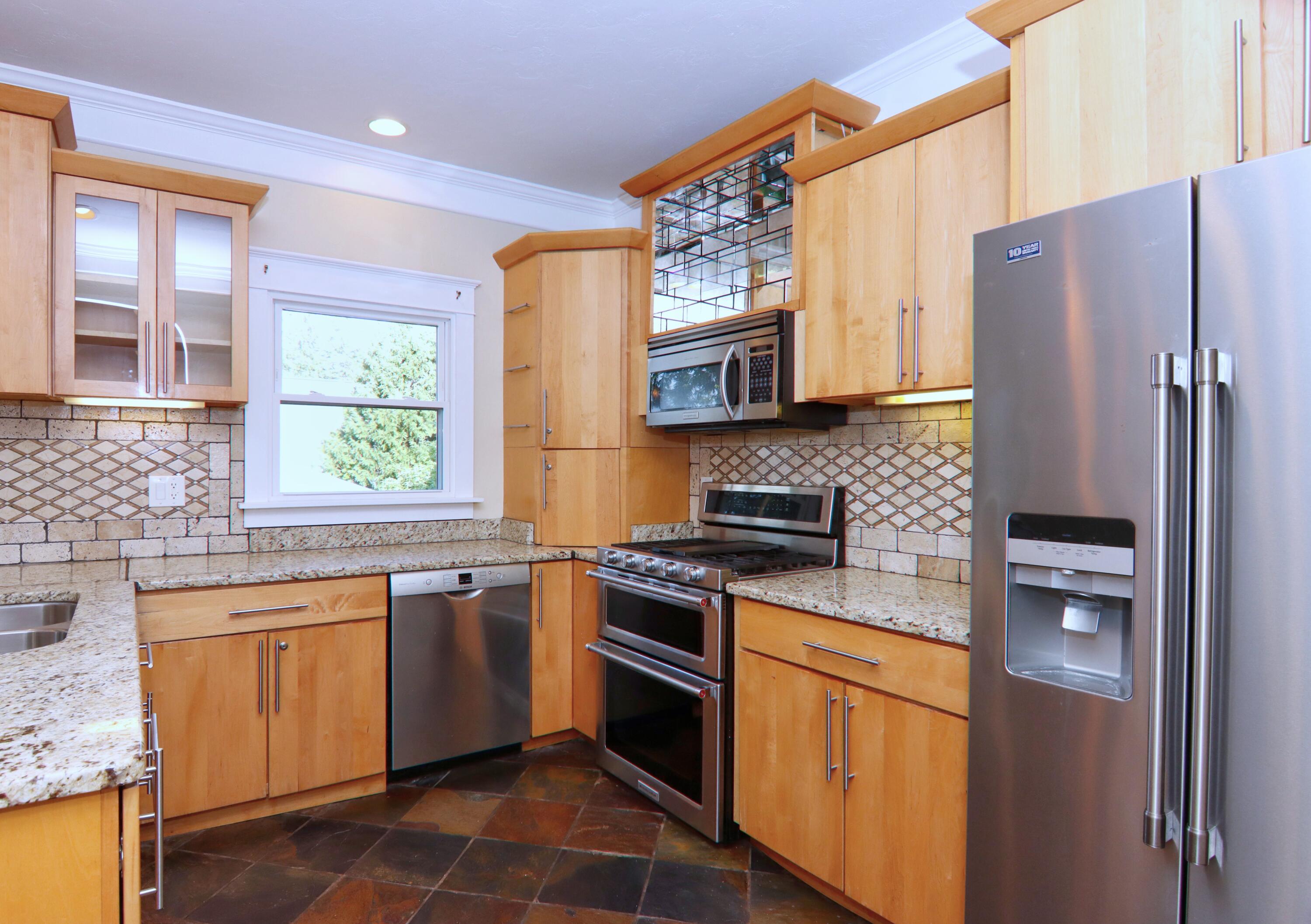 Wisconsin Lake Home for sale (MLS#: 1927106) at 74 S West St, in Elkhart Lake, Wisconsin. (18 of 89)