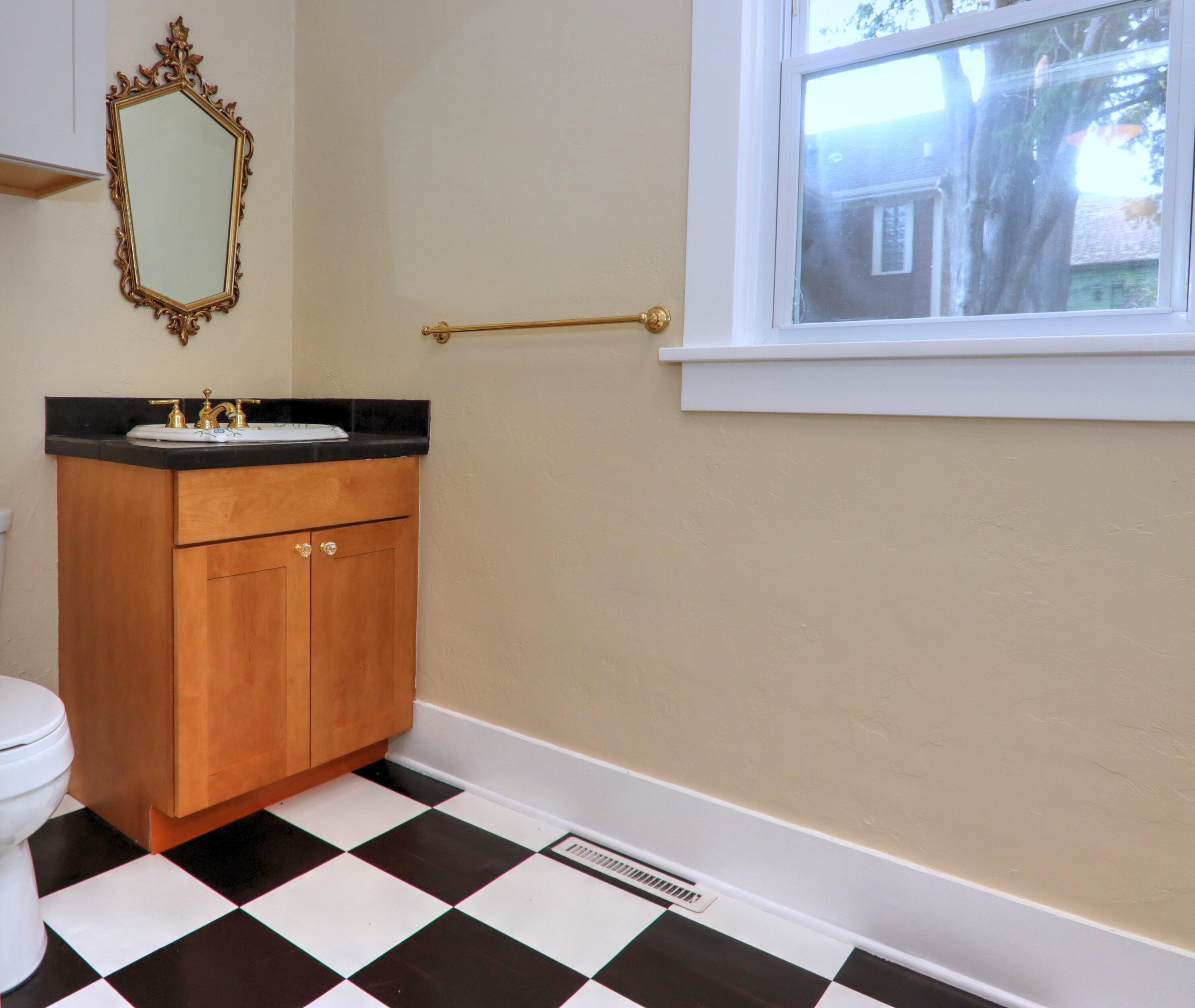 Wisconsin Lake Home for sale (MLS#: 1927106) at 74 S West St, in Elkhart Lake, Wisconsin. (72 of 89)