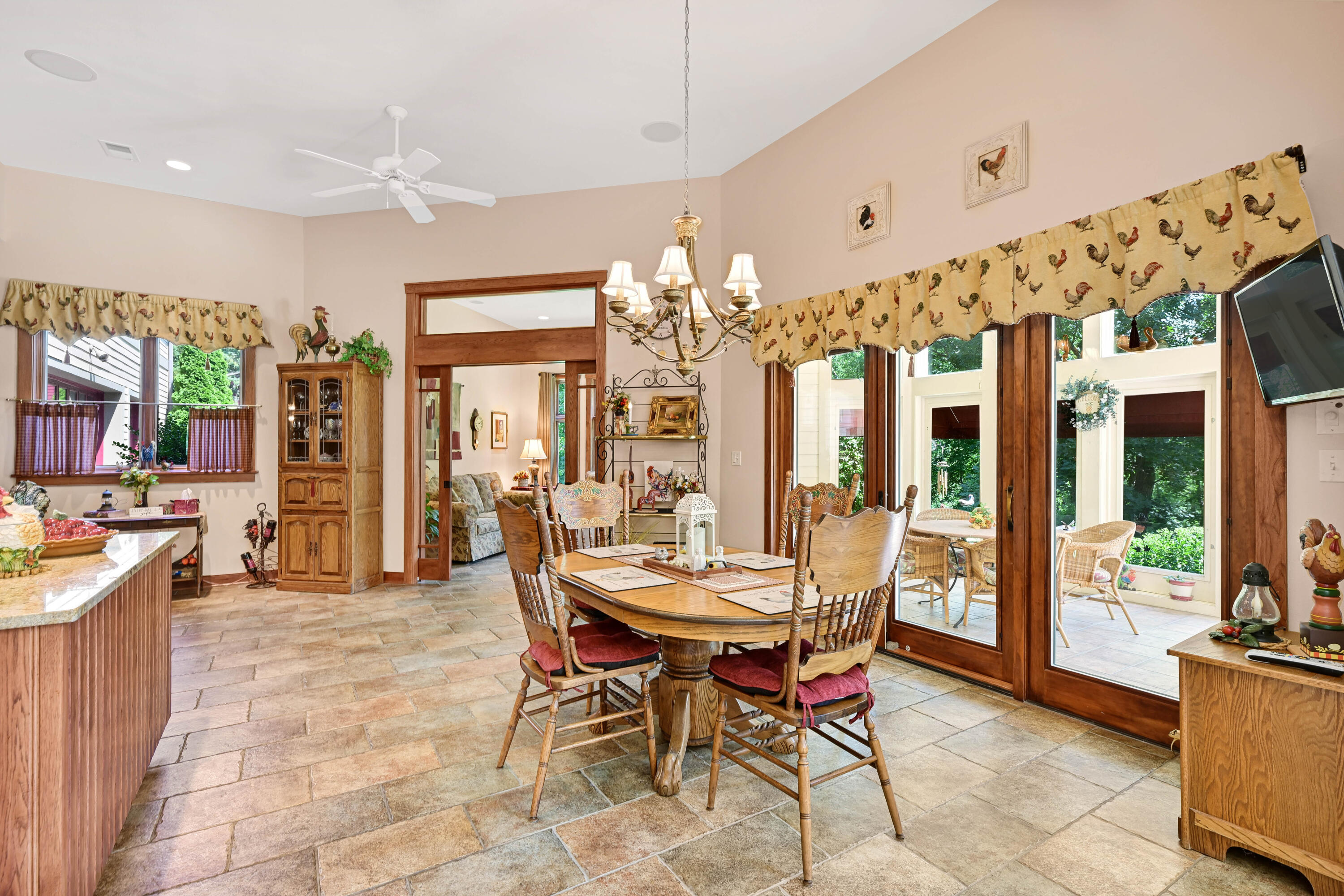 Wisconsin Lake Home for sale (MLS#: 1927377) at W1969  Itsa Little Rd, in East Troy, Wisconsin. (41 of 84)