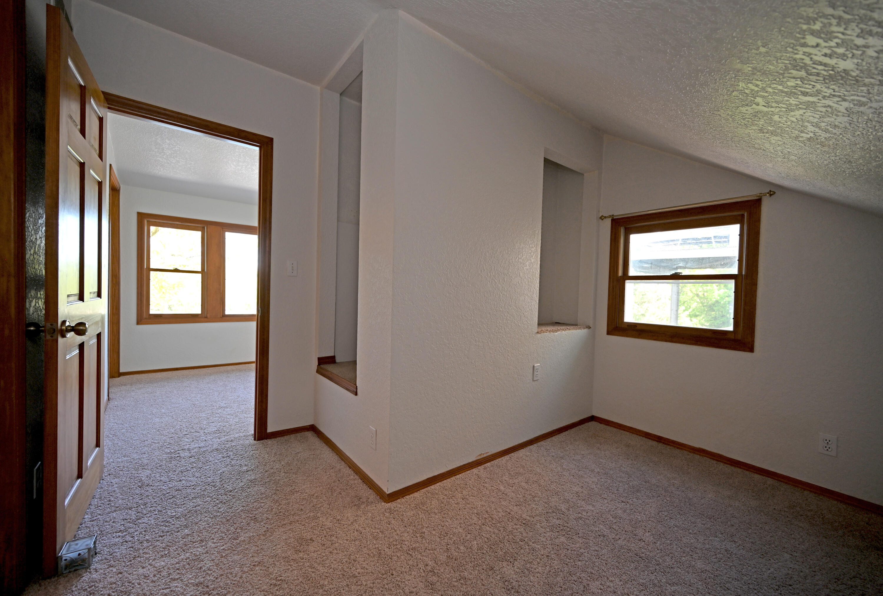 Wisconsin Lake Home for sale (MLS#: 1927412) at W332N6553  County Road C -, in Merton, Wisconsin. (12 of 24)