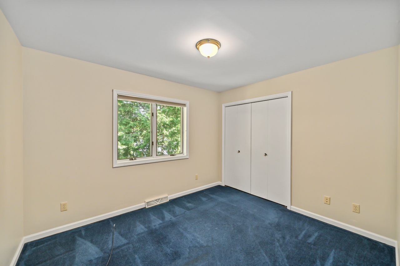 Wisconsin Lake Home for sale (MLS#: 1927676) at 4605  Riverside Rd, in Waterford, Wisconsin. (25 of 60)
