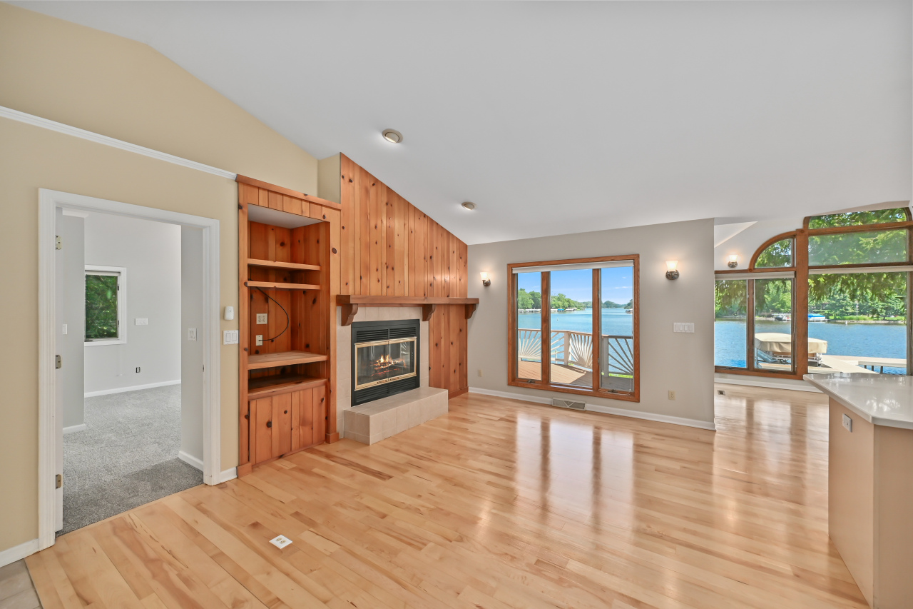 Wisconsin Lake Home for sale (MLS#: 1927676) at 4605  Riverside Rd, in Waterford, Wisconsin. (34 of 60)