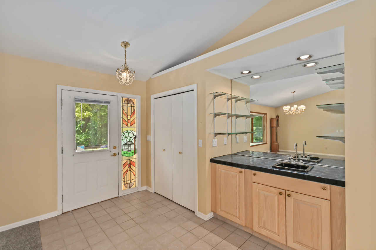 Wisconsin Lake Home for sale (MLS#: 1927676) at 4605  Riverside Rd, in Waterford, Wisconsin. (37 of 60)