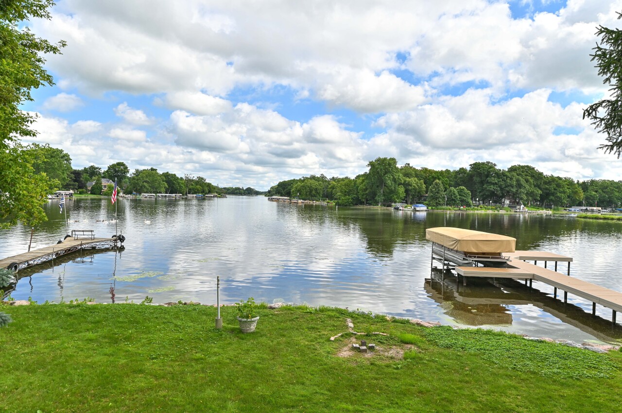 Wisconsin Lake Home for sale (MLS#: 1927676) at 4605  Riverside Rd, in Waterford, Wisconsin. (41 of 60)
