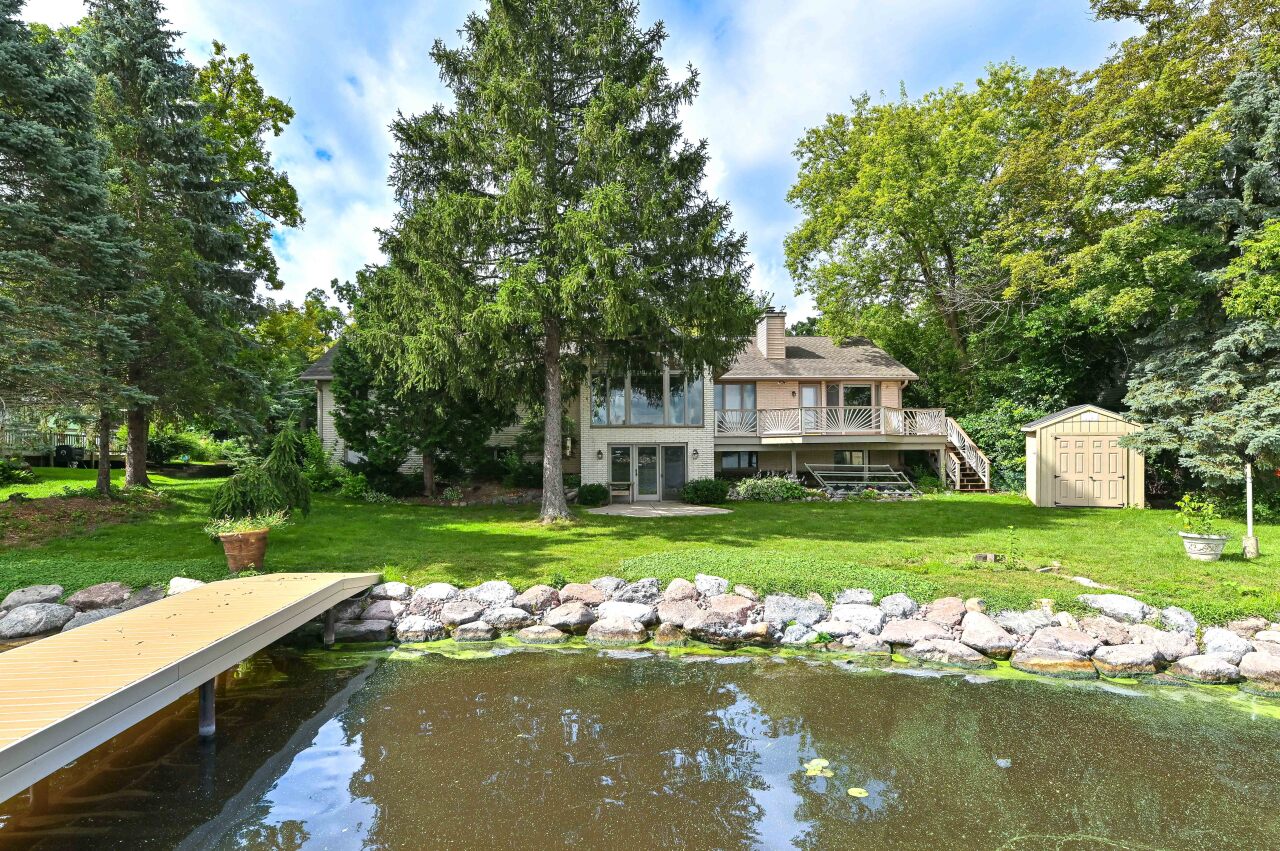 Wisconsin Lake Home for sale (MLS#: 1927676) at 4605  Riverside Rd, in Waterford, Wisconsin. (45 of 60)