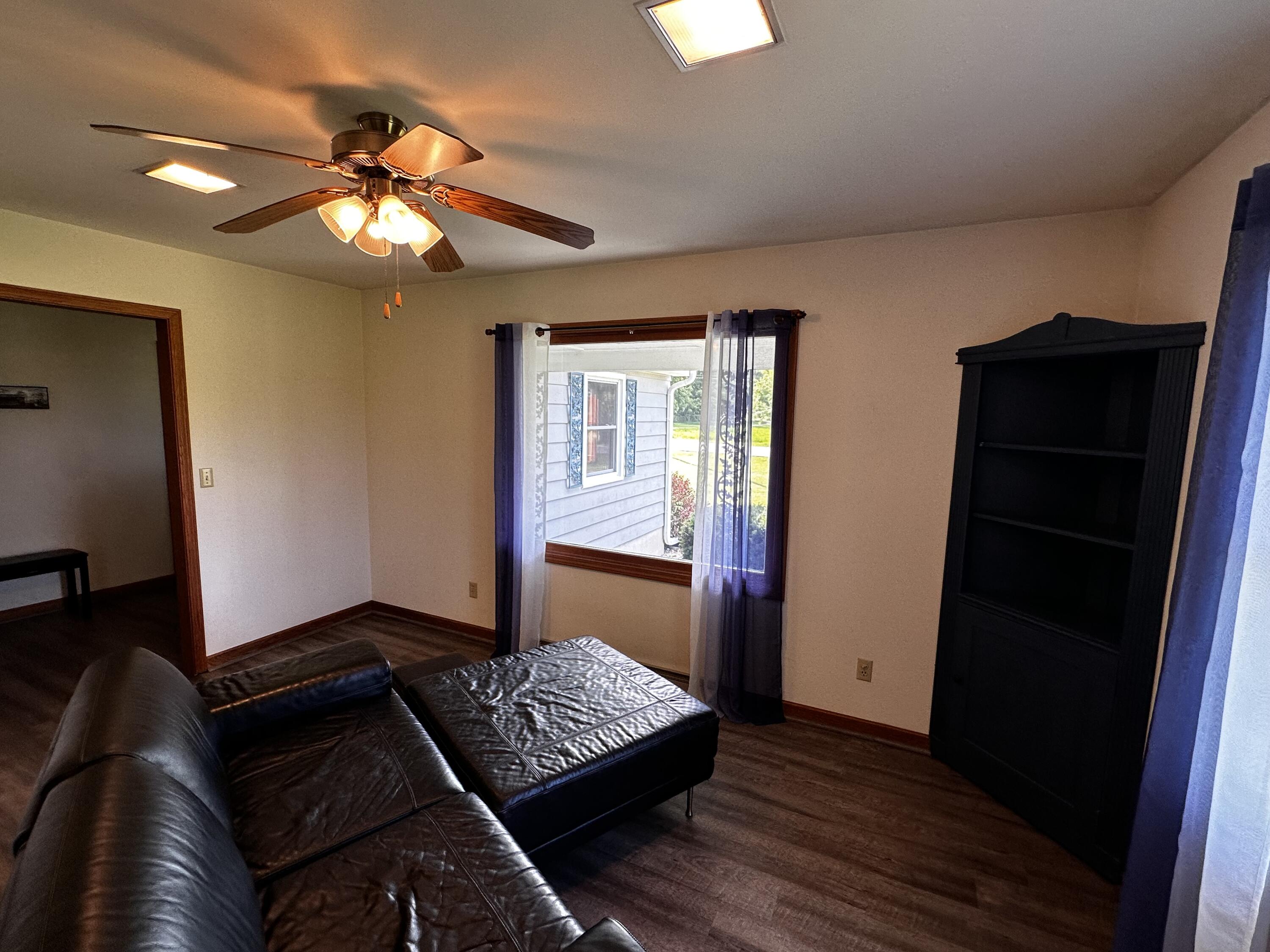 Wisconsin Lake Home for sale (MLS#: 1927790) at 5912 E Creek Rd, in LaPrairie, Wisconsin. (22 of 59)