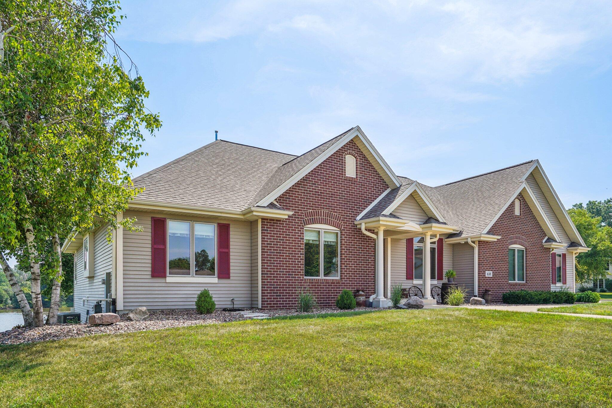 Wisconsin Lake Home for sale (MLS#: 1927978) at 638  Windsor Ter, in Jefferson, Wisconsin. (11 of 78)