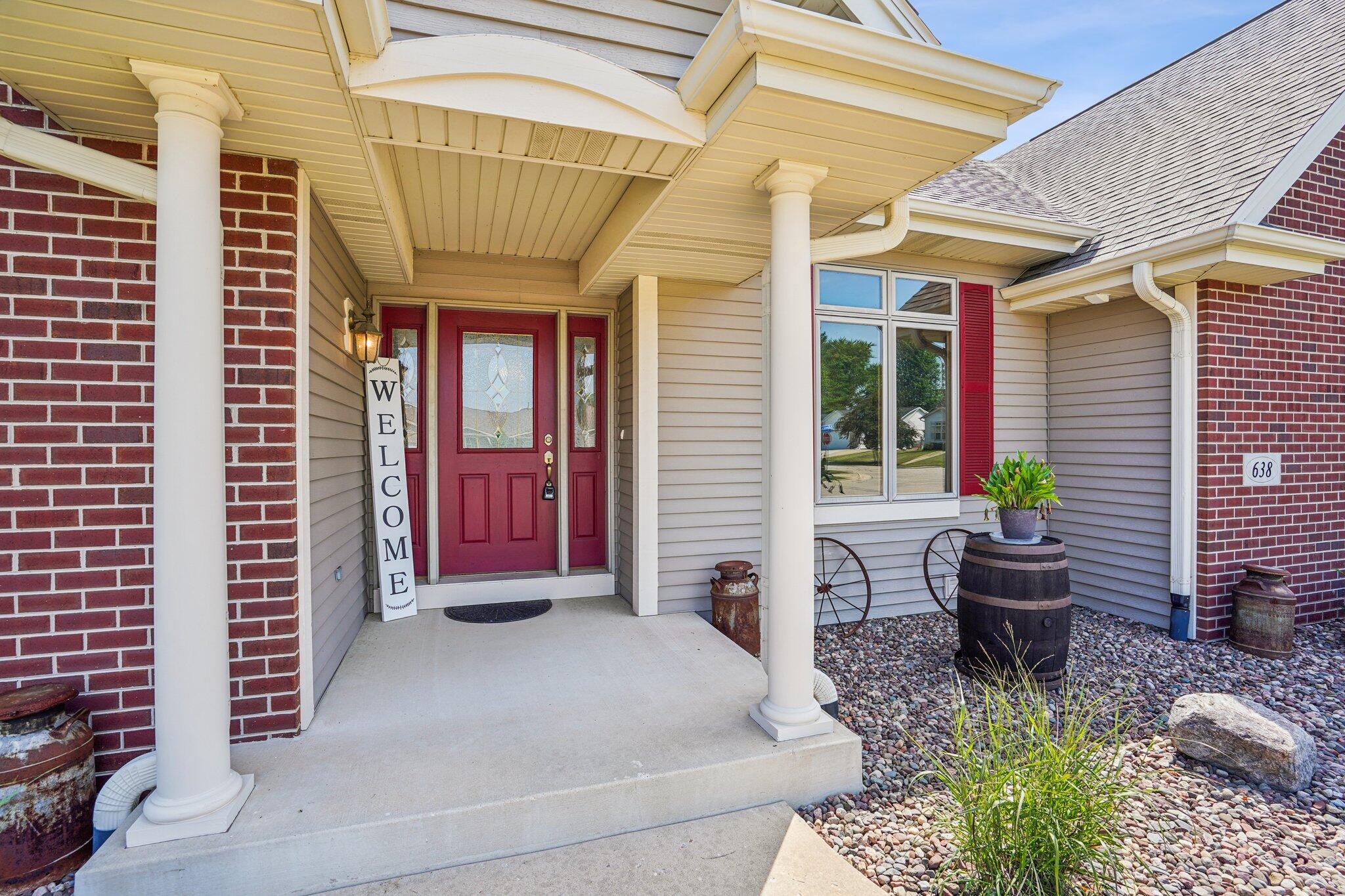 Wisconsin Lake Home for sale (MLS#: 1927978) at 638  Windsor Ter, in Jefferson, Wisconsin. (13 of 78)