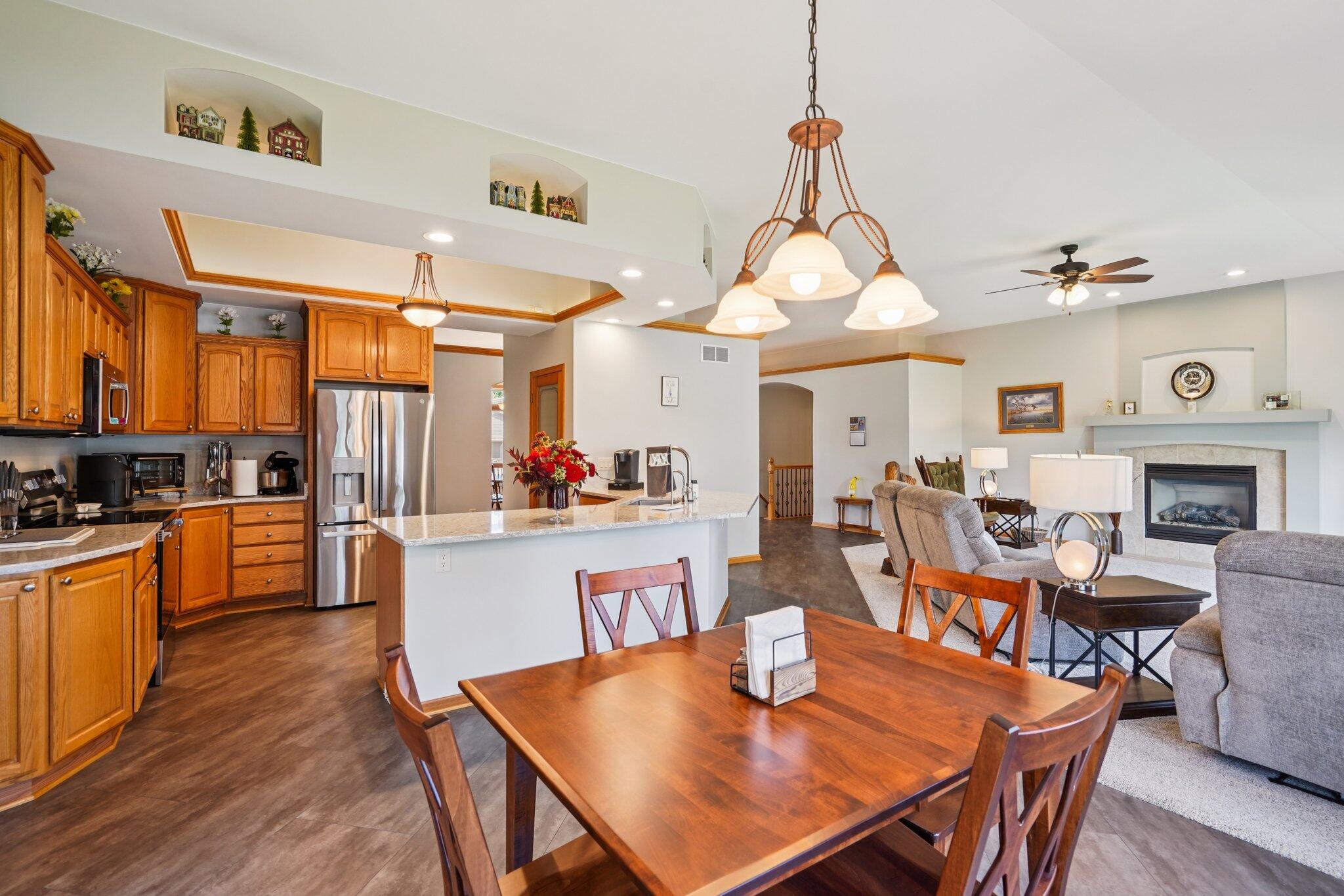 Wisconsin Lake Home for sale (MLS#: 1927978) at 638  Windsor Ter, in Jefferson, Wisconsin. (26 of 78)