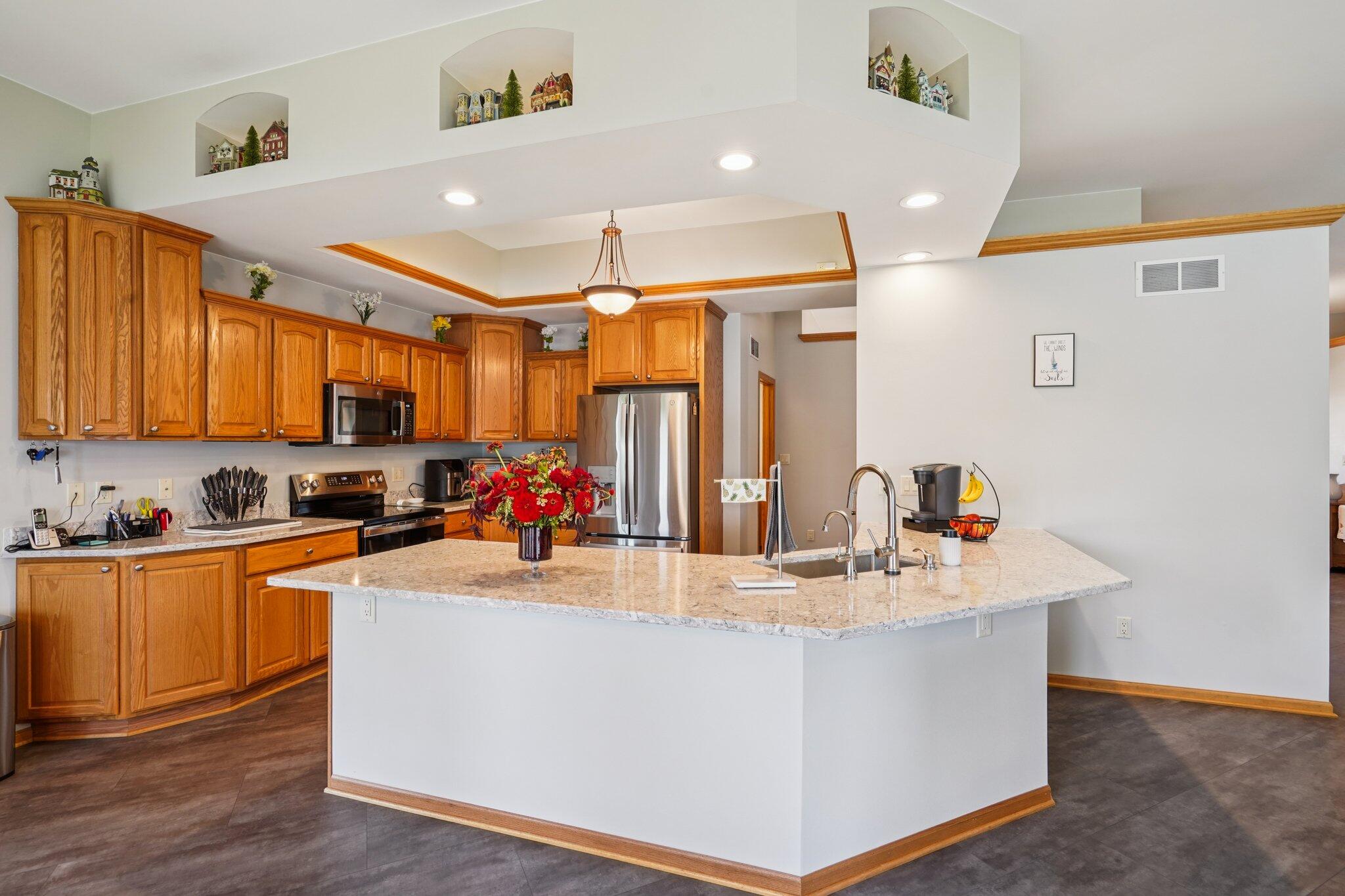Wisconsin Lake Home for sale (MLS#: 1927978) at 638  Windsor Ter, in Jefferson, Wisconsin. (28 of 78)