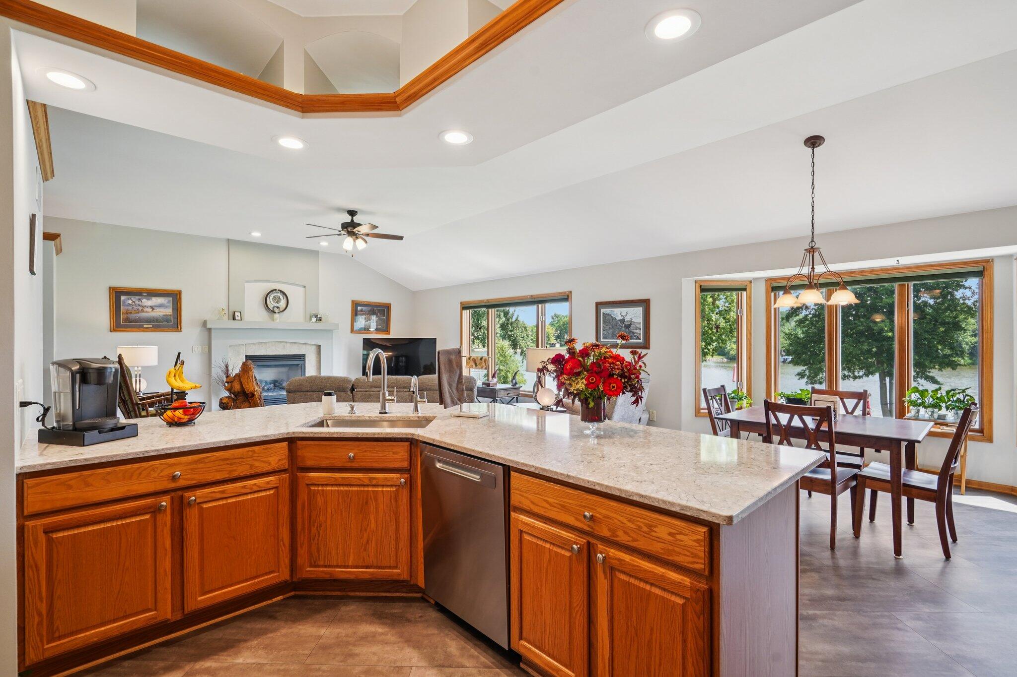 Wisconsin Lake Home for sale (MLS#: 1927978) at 638  Windsor Ter, in Jefferson, Wisconsin. (31 of 78)