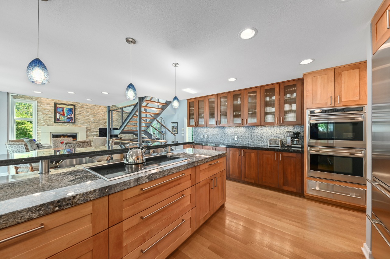 Wisconsin Lake Home for sale (MLS#: 1928096) at 4328  High Point Beach Rd, in Port Washington, Wisconsin. (13 of 50)