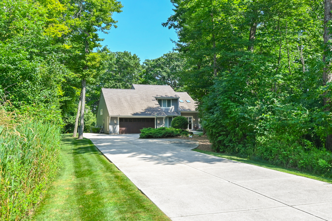 Wisconsin Lake Home for sale (MLS#: 1928096) at 4328  High Point Beach Rd, in Port Washington, Wisconsin. (37 of 50)