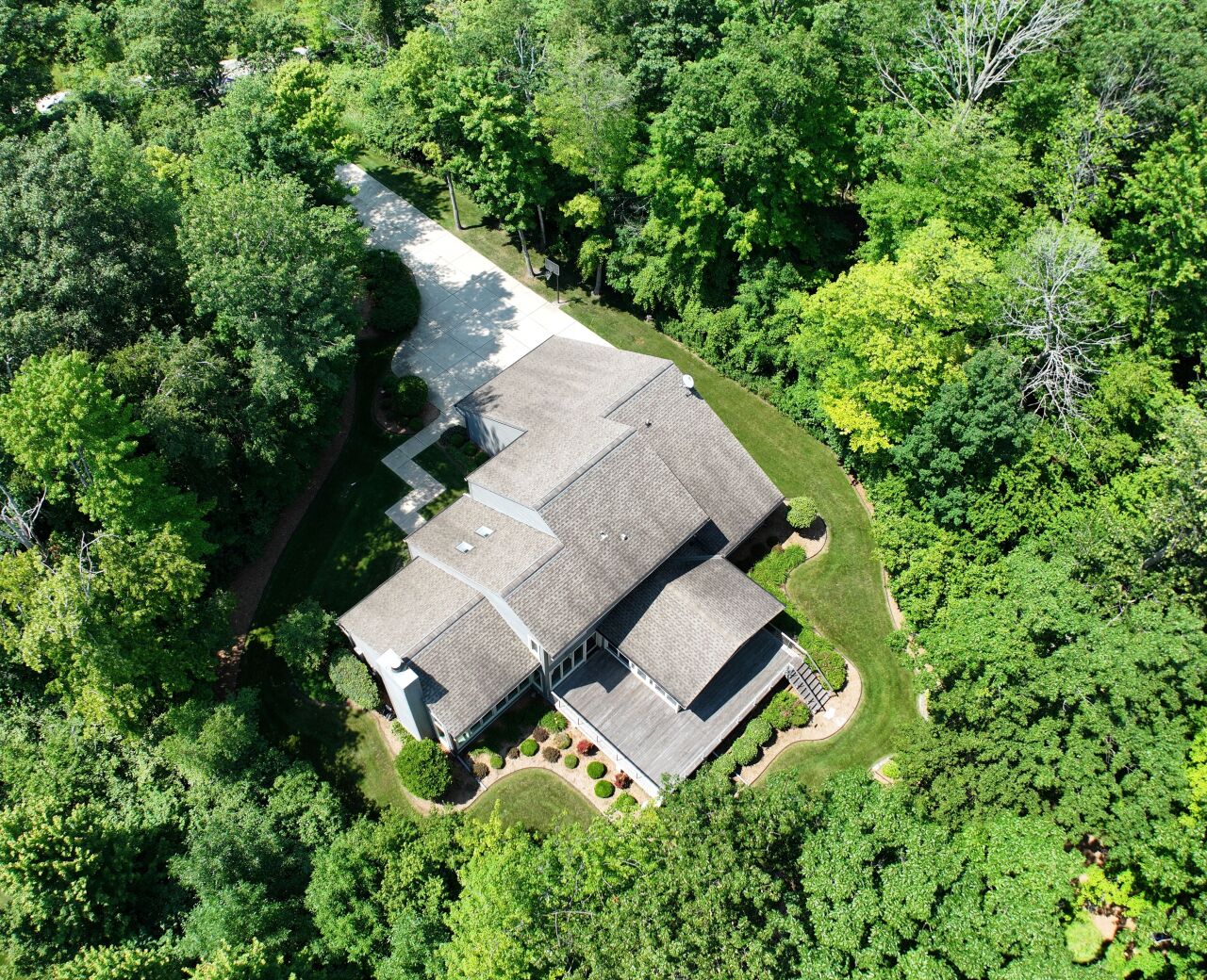 Wisconsin Lake Home for sale (MLS#: 1928096) at 4328  High Point Beach Rd, in Port Washington, Wisconsin. (50 of 50)