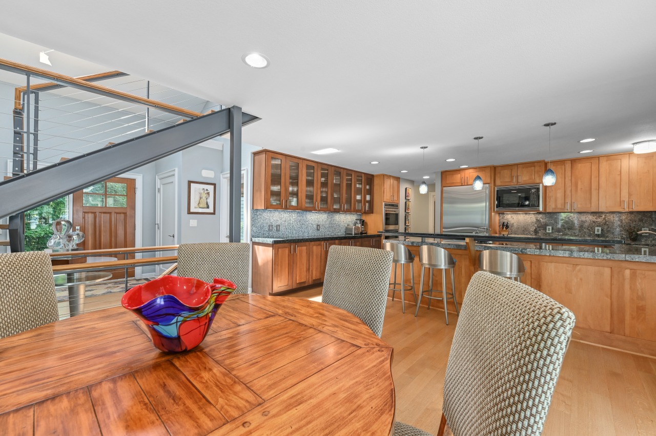 Wisconsin Lake Home for sale (MLS#: 1928096) at 4328  High Point Beach Rd, in Port Washington, Wisconsin. (8 of 50)