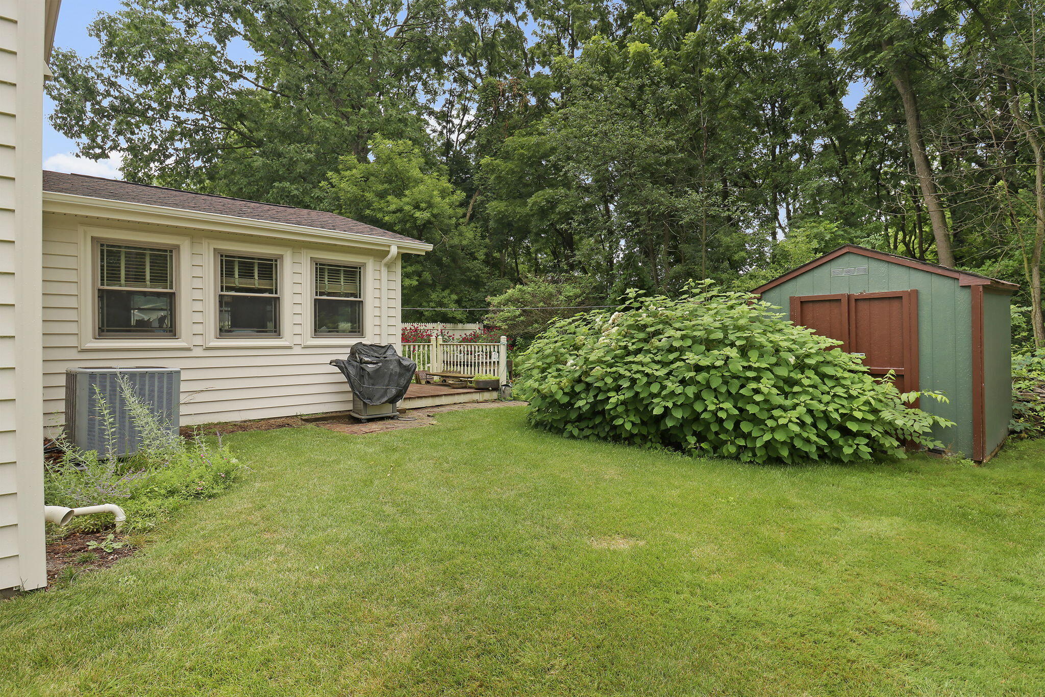 Wisconsin Lake Home for sale (MLS#: 1928114) at 27021 S Elm Ln, in Norway, Wisconsin. (29 of 35)