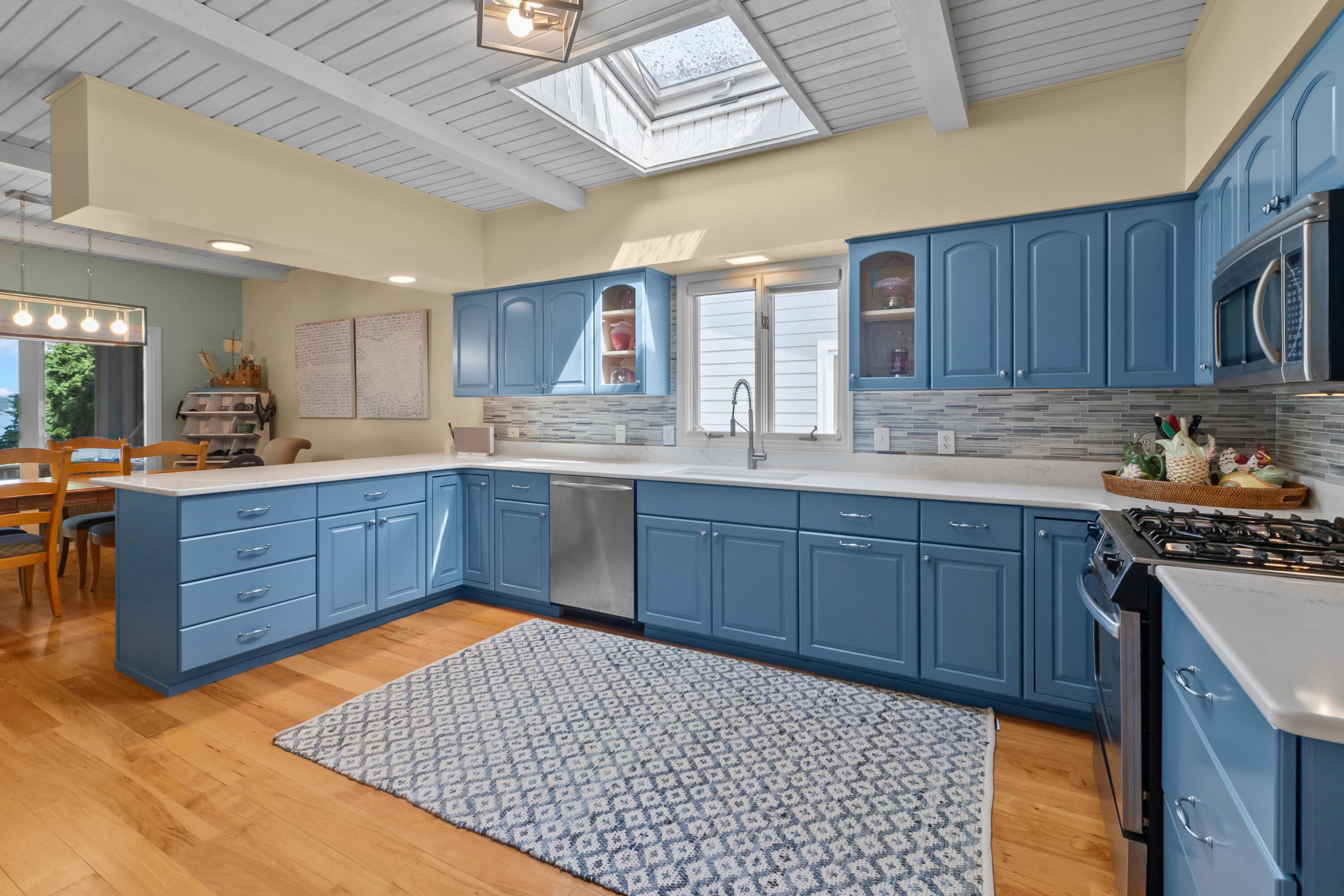 Wisconsin Lake Home for sale (MLS#: 1928138) at 237  Grandview Ln, in Twin Lakes, Wisconsin. (11 of 46)