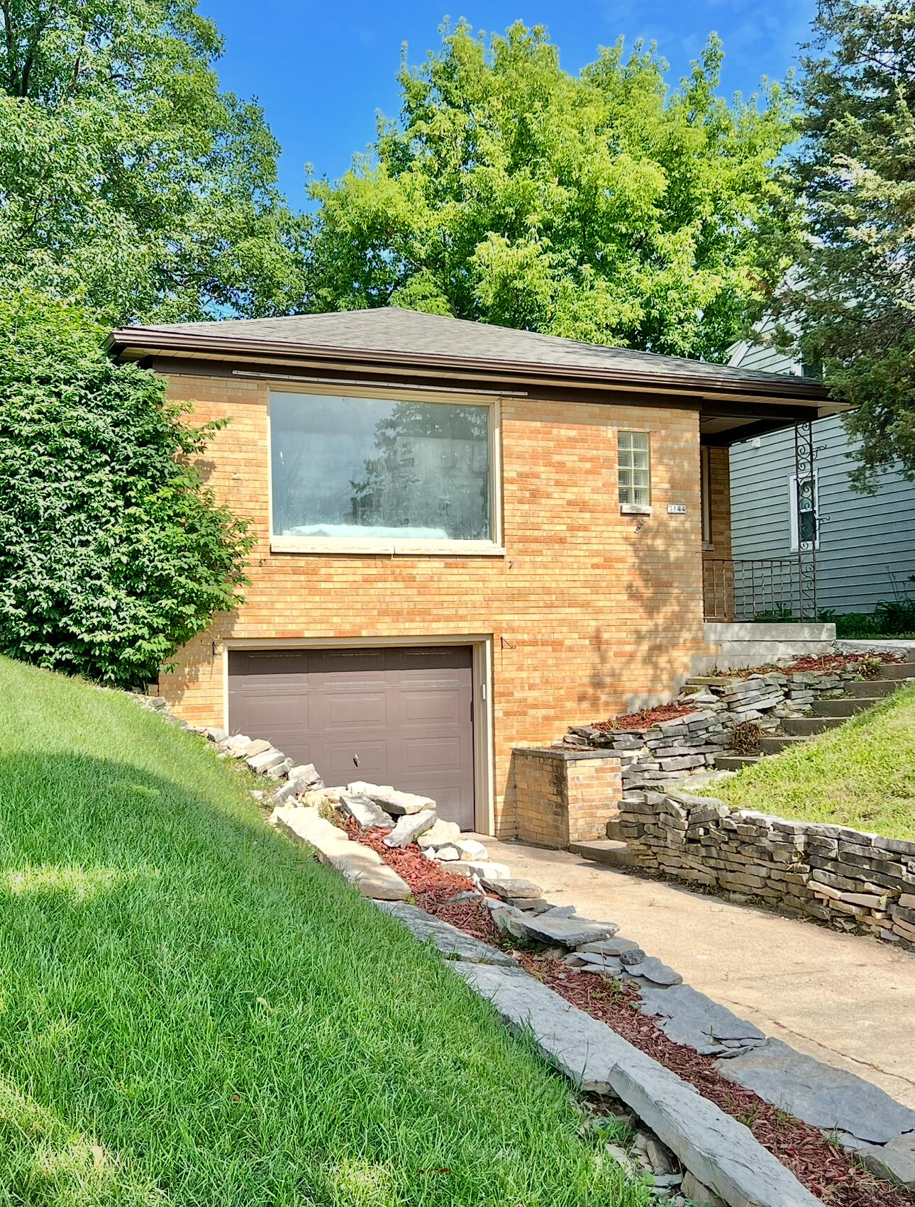 Wisconsin Lake Home for sale (MLS#: 1928315) at 3144 N 92nd St, in Milwaukee, Wisconsin. (17 of 18)