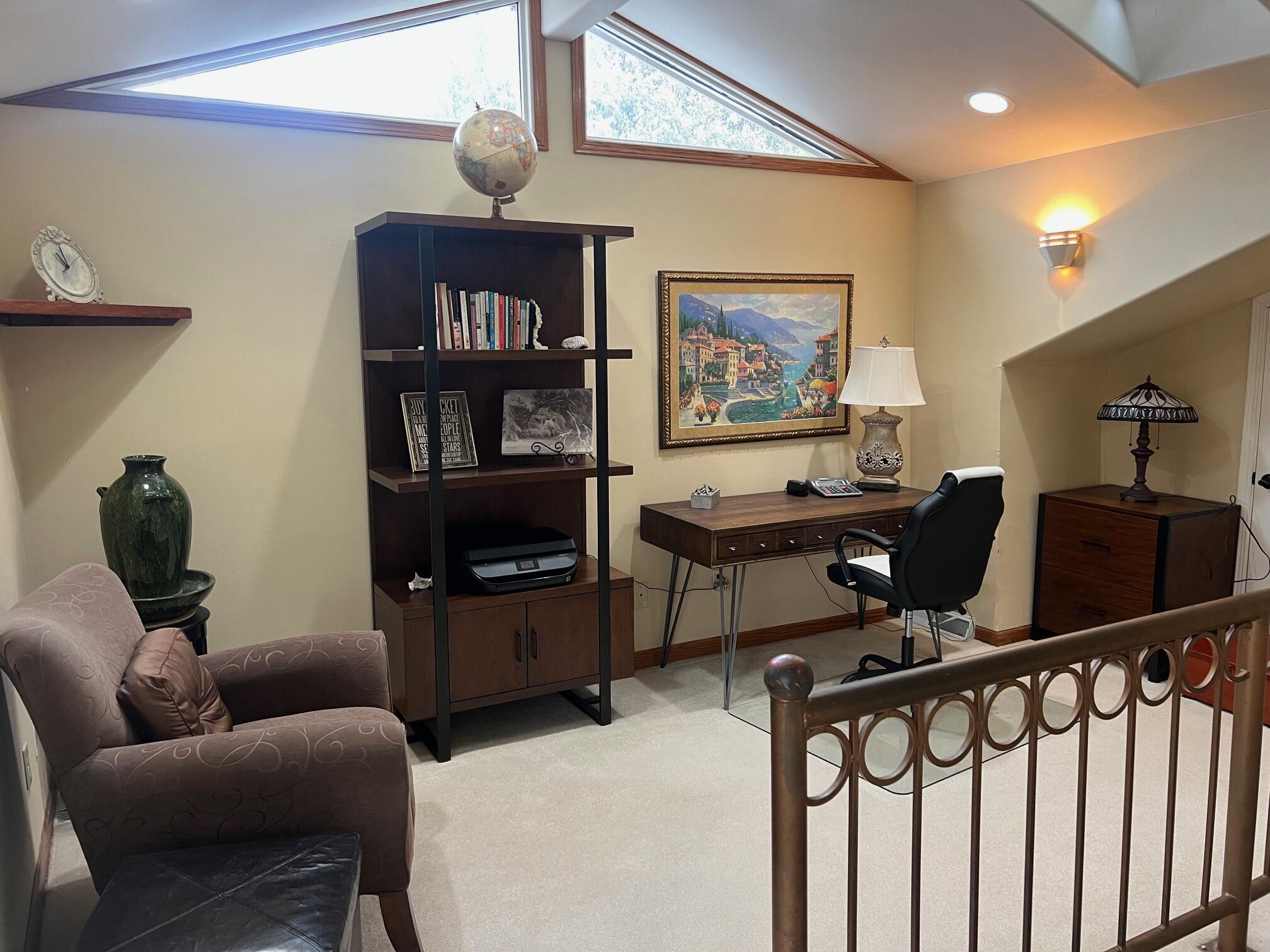 Wisconsin Lake Home for sale (MLS#: 1928345) at 1823 W Shore Dr, in Delafield, Wisconsin. (17 of 34)