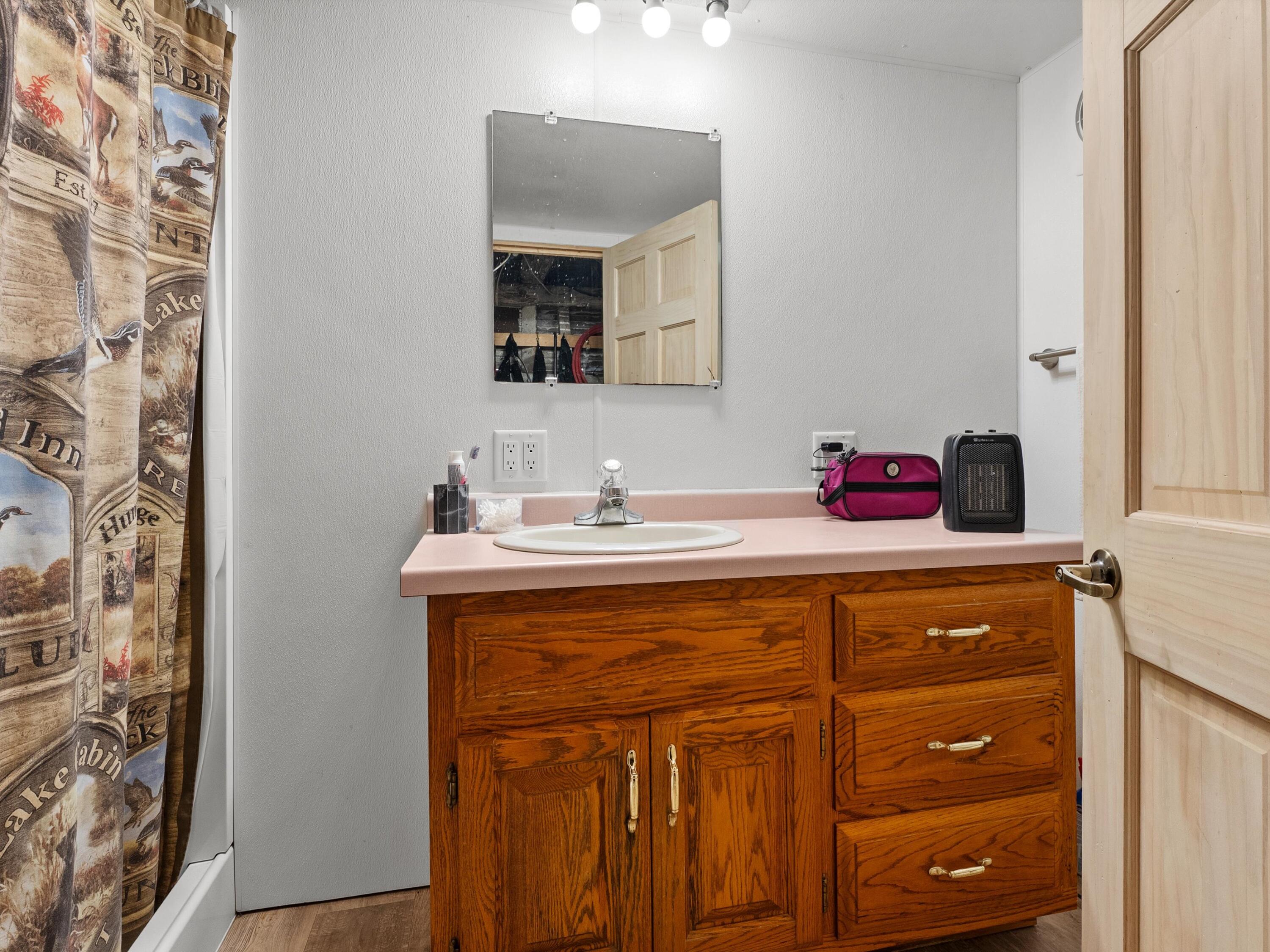 Wisconsin Lake Home for sale (MLS#: 1928522) at 3106 E County Highway V -, in Mishicot, Wisconsin. (25 of 57)