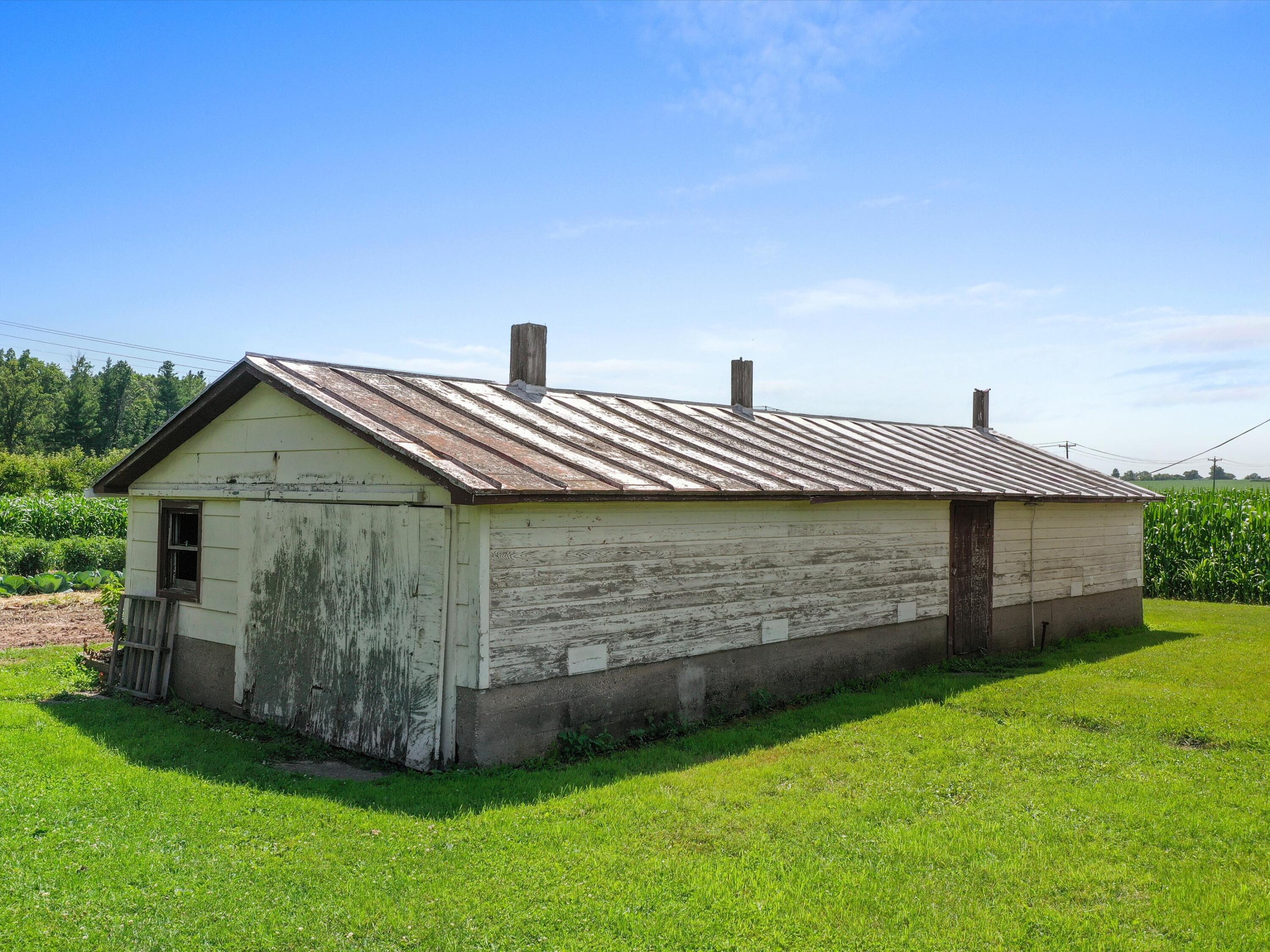 Wisconsin Lake Home for sale (MLS#: 1928522) at 3106 E County Highway V -, in Mishicot, Wisconsin. (49 of 57)