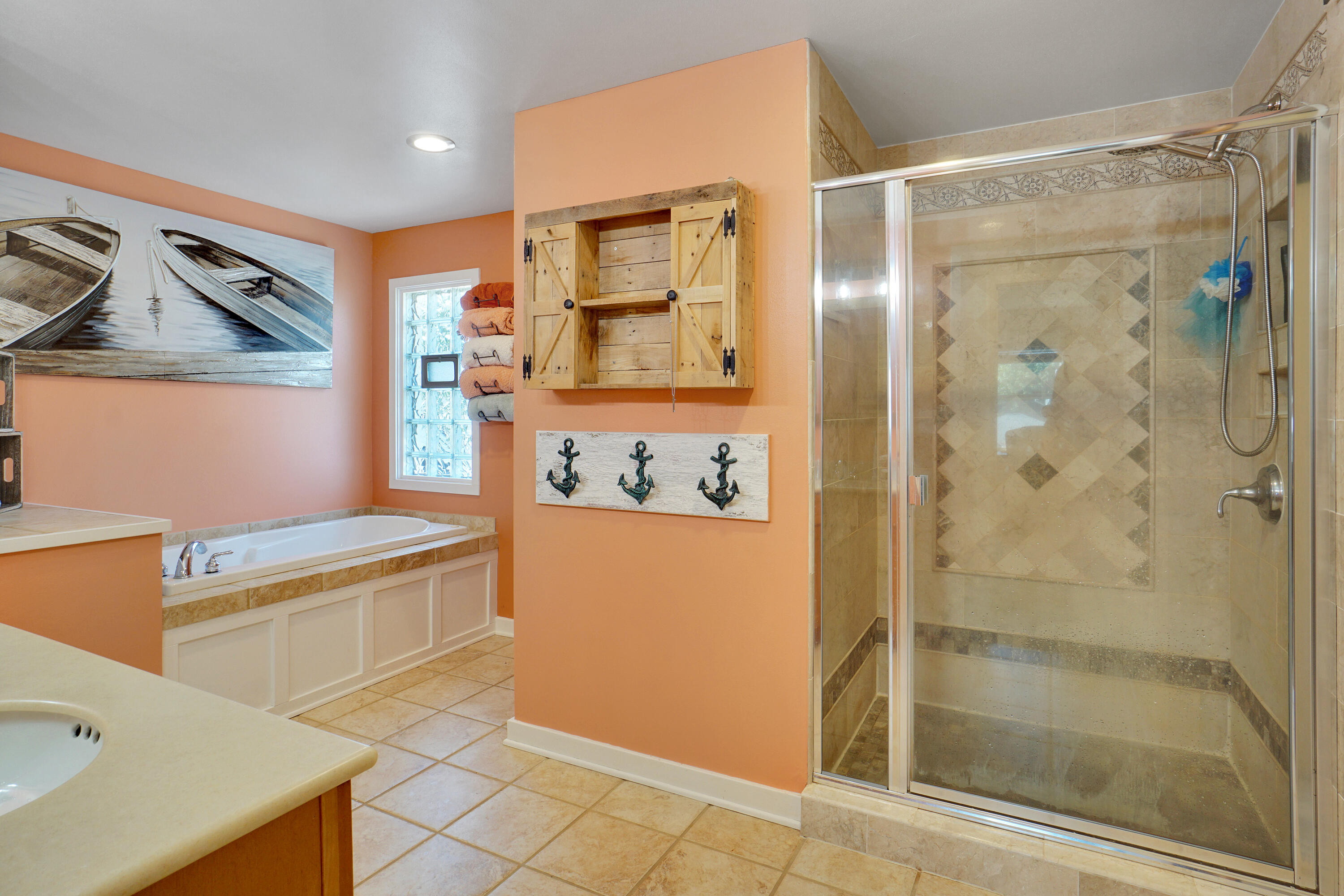 Wisconsin Lake Home for sale (MLS#: 1928553) at 3358 S Shore Dr, in Richfield, Wisconsin. (14 of 27)