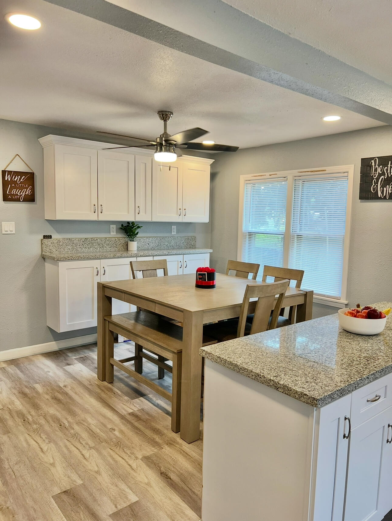 Wisconsin Lake Home for sale (MLS#: 1928613) at 3275 N 93rd St, in Milwaukee, Wisconsin. (7 of 27)