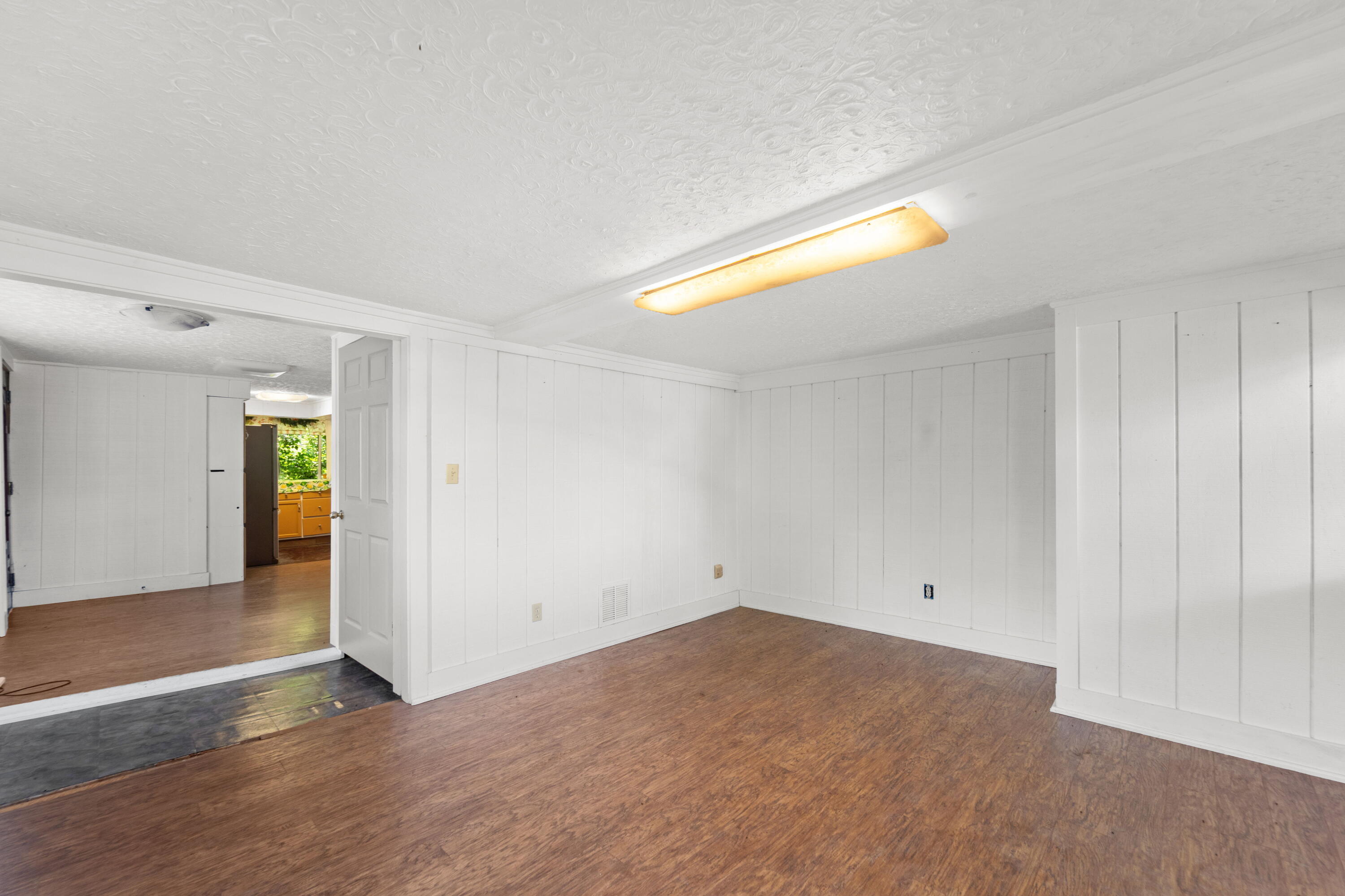 Wisconsin Lake Home for sale (MLS#: 1928625) at 430  Elm Ct, in Twin Lakes, Wisconsin. (11 of 33)