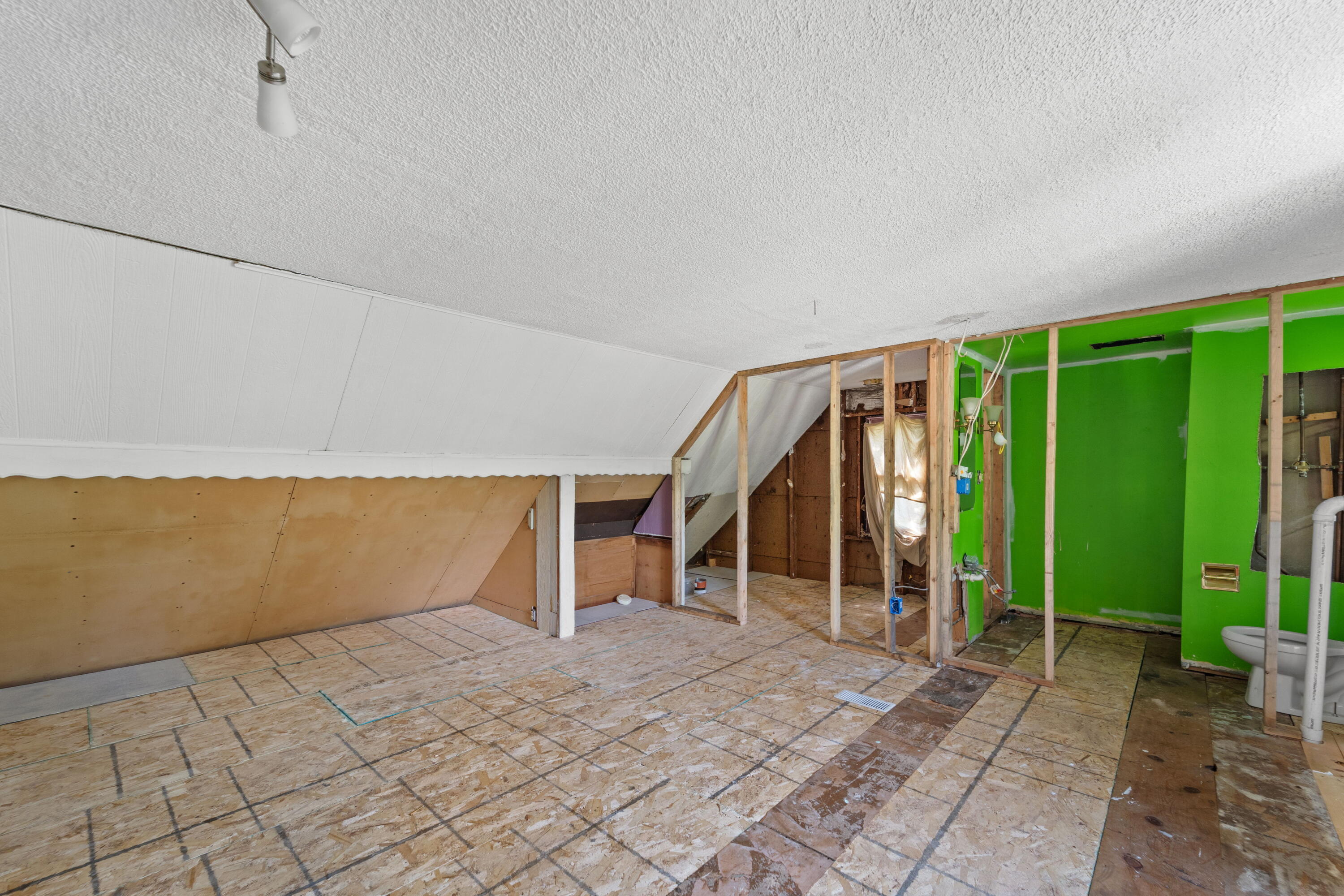 Wisconsin Lake Home for sale (MLS#: 1928625) at 430  Elm Ct, in Twin Lakes, Wisconsin. (17 of 33)