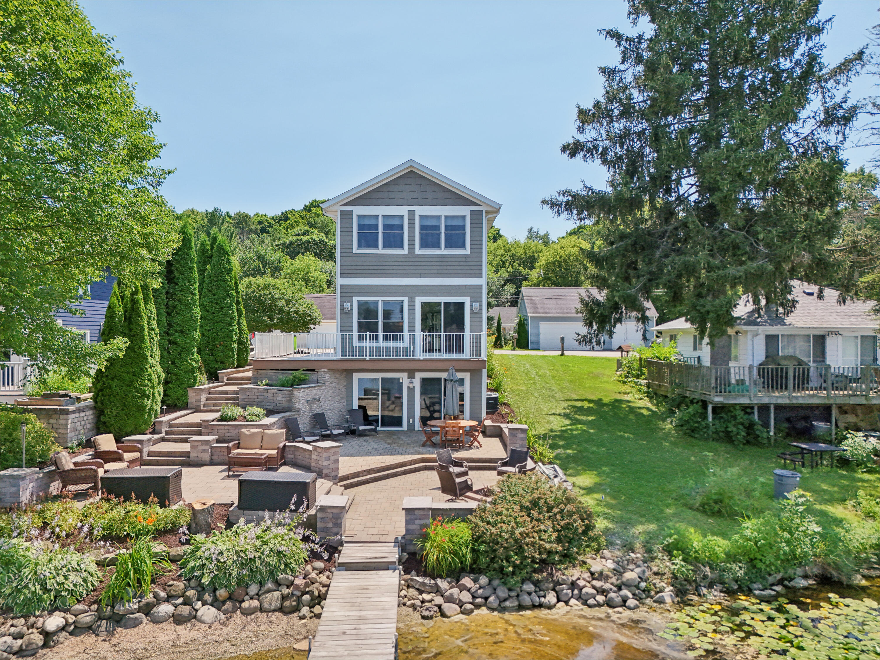 Wisconsin Lake Home for sale (MLS#: 1928663) at 3362 S Shore Dr, in Richfield, Wisconsin. (26 of 62)