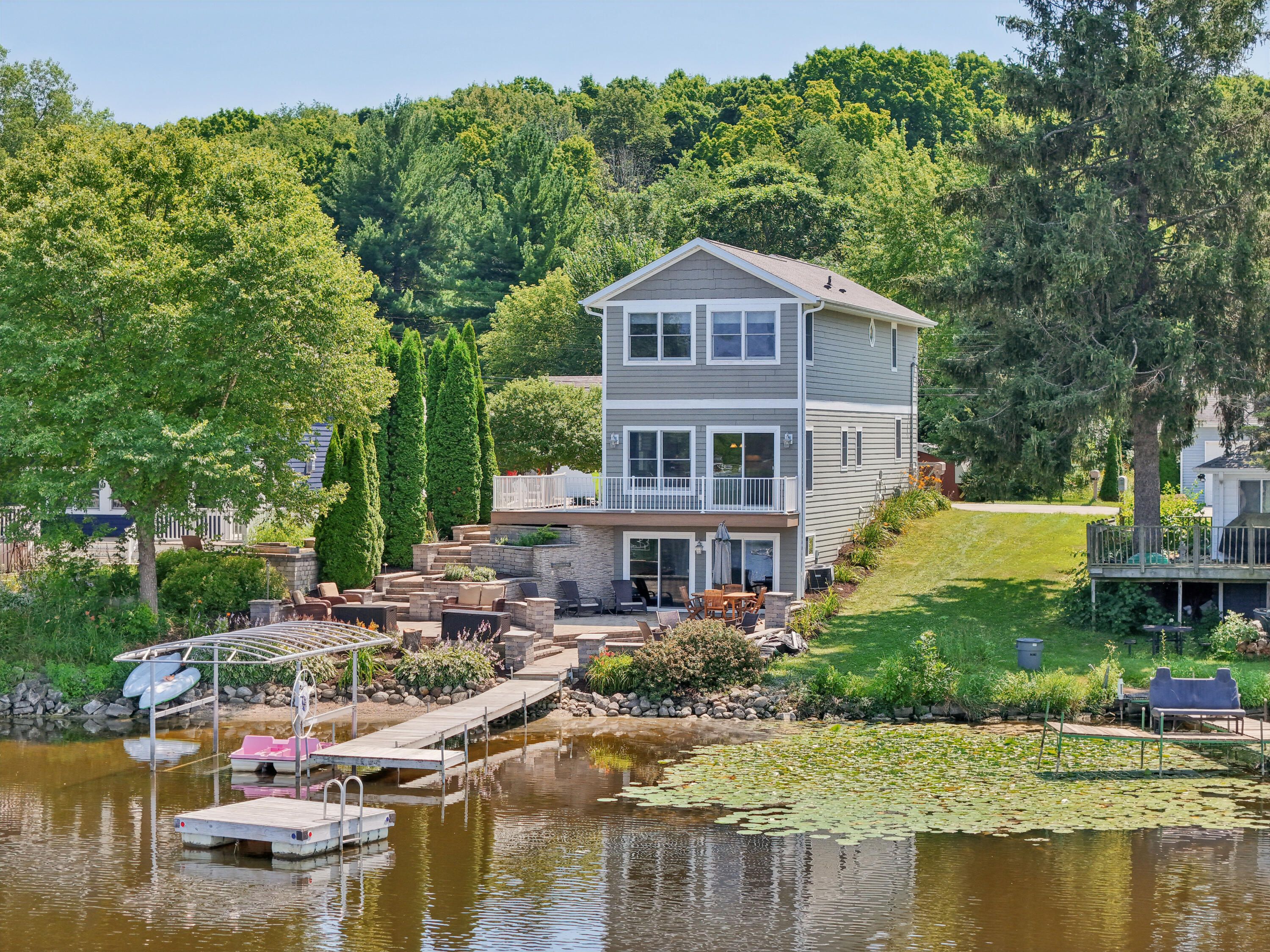 Wisconsin Lake Home for sale (MLS#: 1928663) at 3362 S Shore Dr, in Richfield, Wisconsin. (28 of 62)