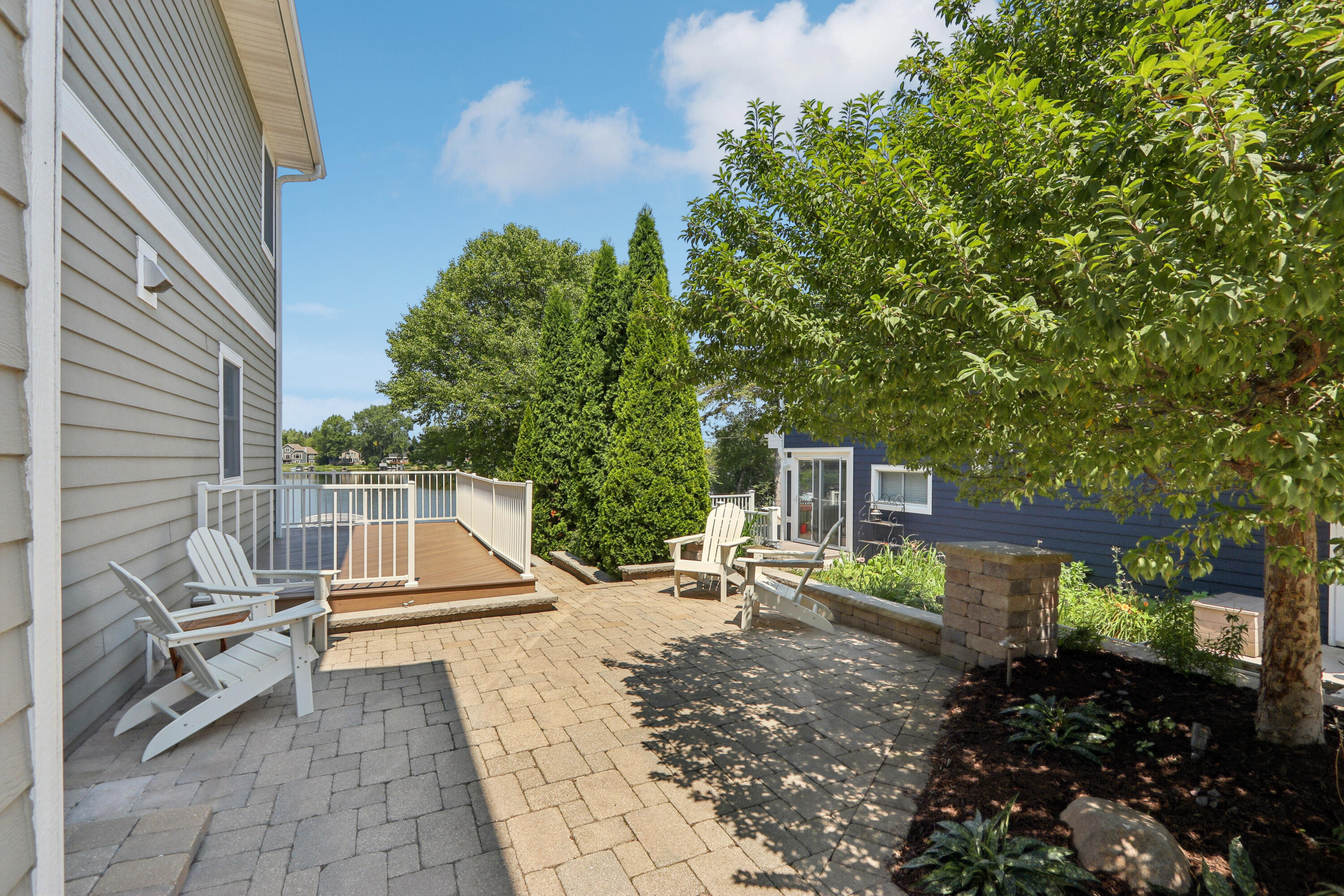 Wisconsin Lake Home for sale (MLS#: 1928663) at 3362 S Shore Dr, in Richfield, Wisconsin. (47 of 62)