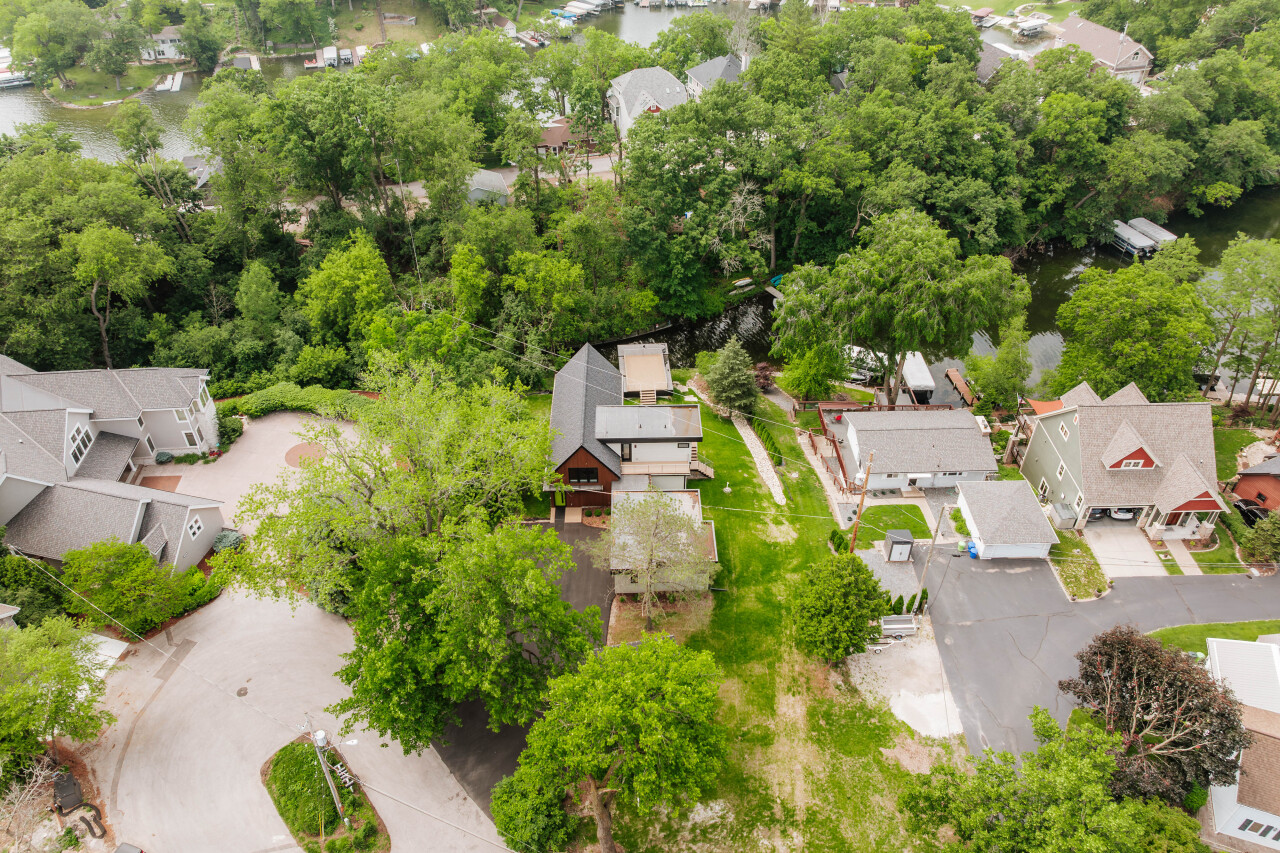 Wisconsin Lake Home for sale (MLS#: 1928666) at N53W34235  Road Q -, in Oconomowoc, Wisconsin. (103 of 117)