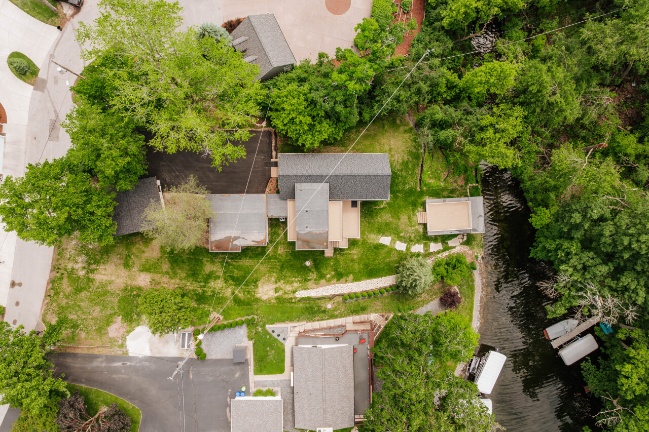 Wisconsin Lake Home for sale (MLS#: 1928666) at N53W34235  Road Q -, in Oconomowoc, Wisconsin. (104 of 117)