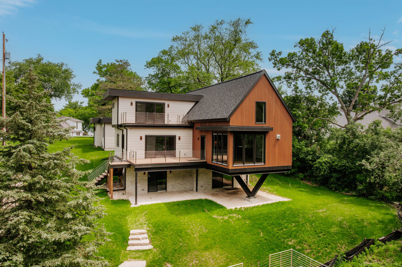 Wisconsin Lake Home for sale (MLS#: 1928666) at N53W34235  Road Q -, in Oconomowoc, Wisconsin. (5 of 117)