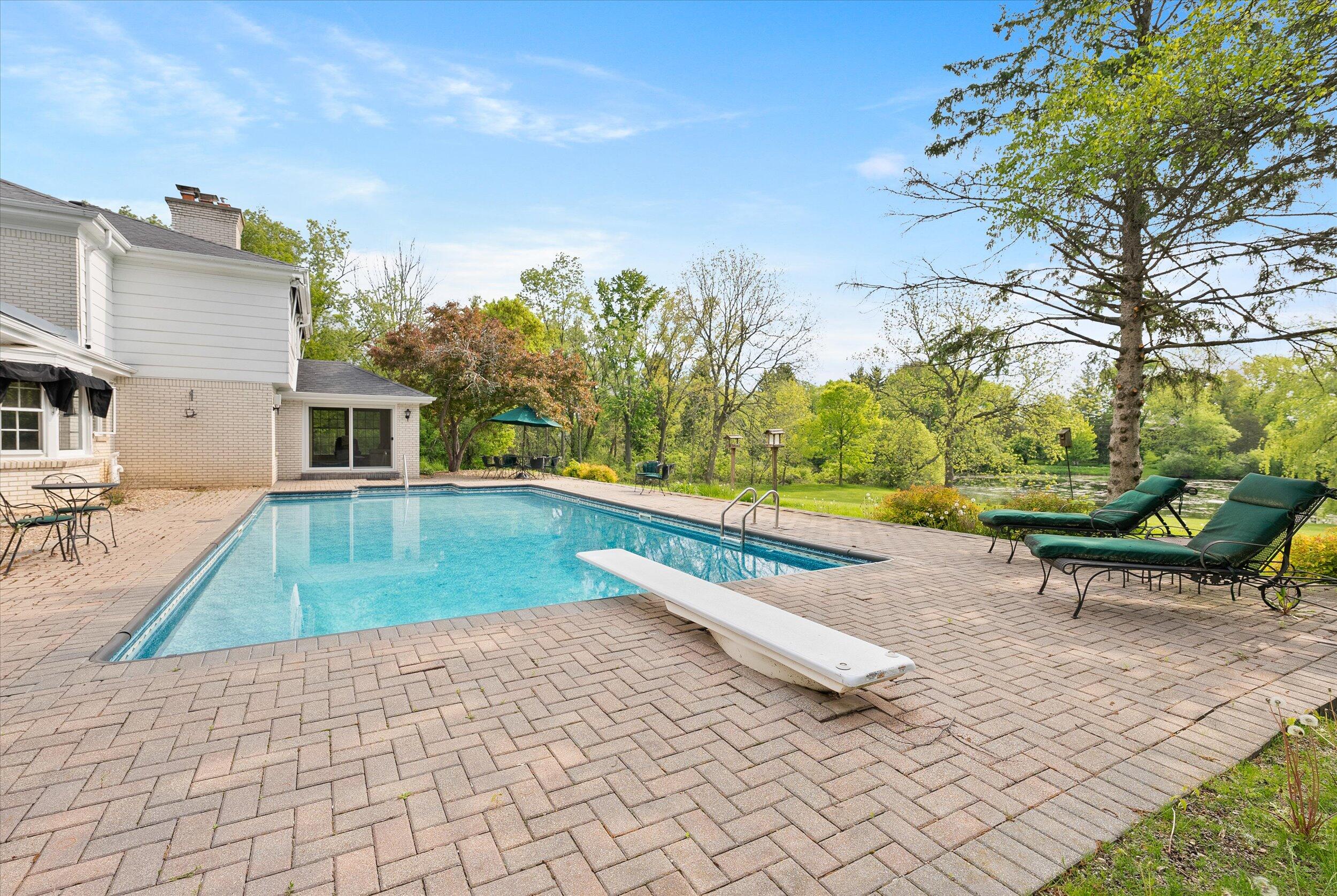 Wisconsin Lake Home for sale (MLS#: 1928689) at 8704 W Bonniwell Rd, in Mequon, Wisconsin. (69 of 78)