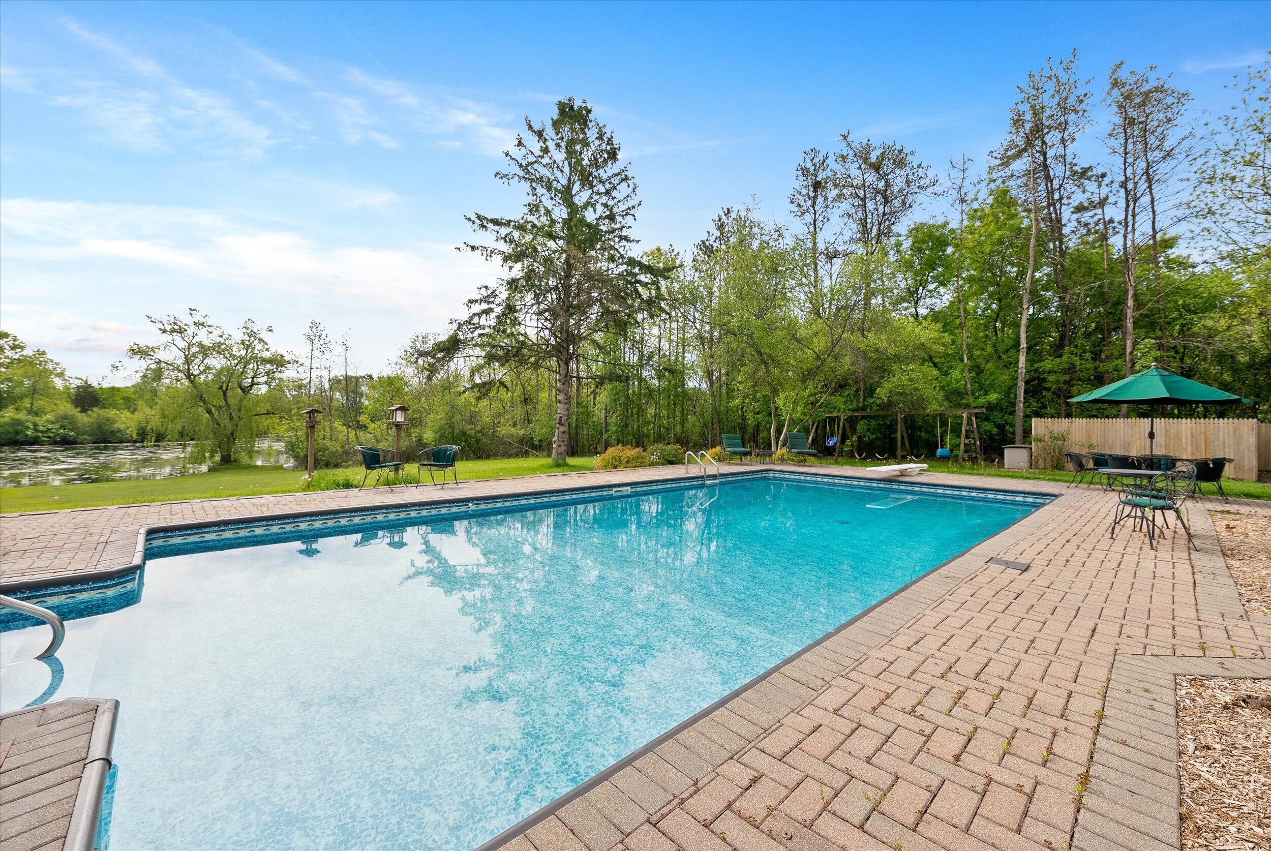 Wisconsin Lake Home for sale (MLS#: 1928689) at 8704 W Bonniwell Rd, in Mequon, Wisconsin. (71 of 78)