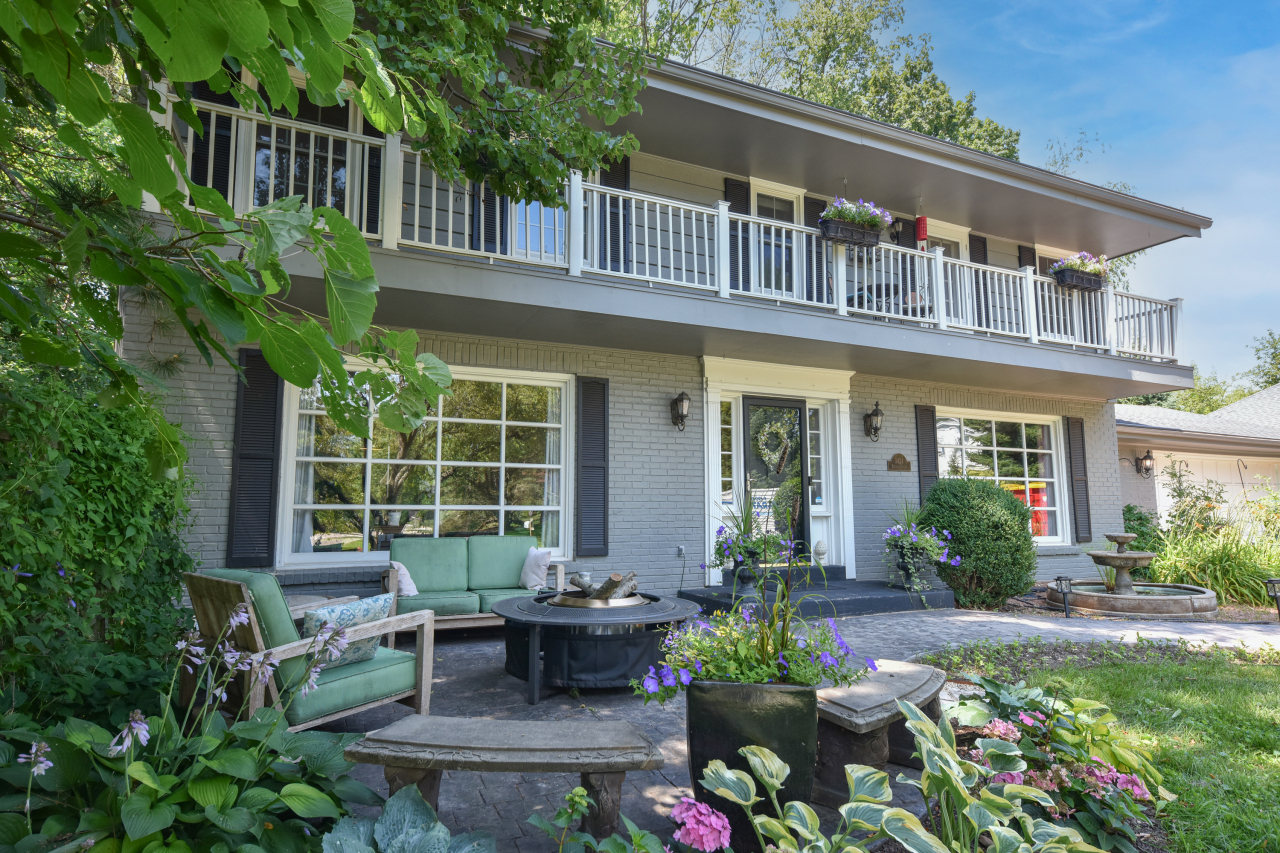 Wisconsin Lake Home for sale (MLS#: 1928867) at 3424 W Riviera Ct, in Mequon, Wisconsin. (2 of 55)