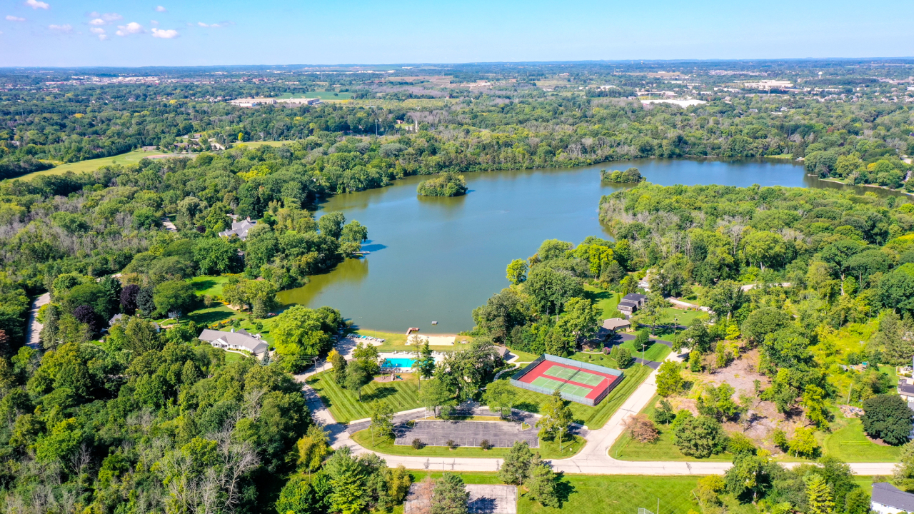 Wisconsin Lake Home for sale (MLS#: 1928867) at 3424 W Riviera Ct, in Mequon, Wisconsin. (48 of 55)