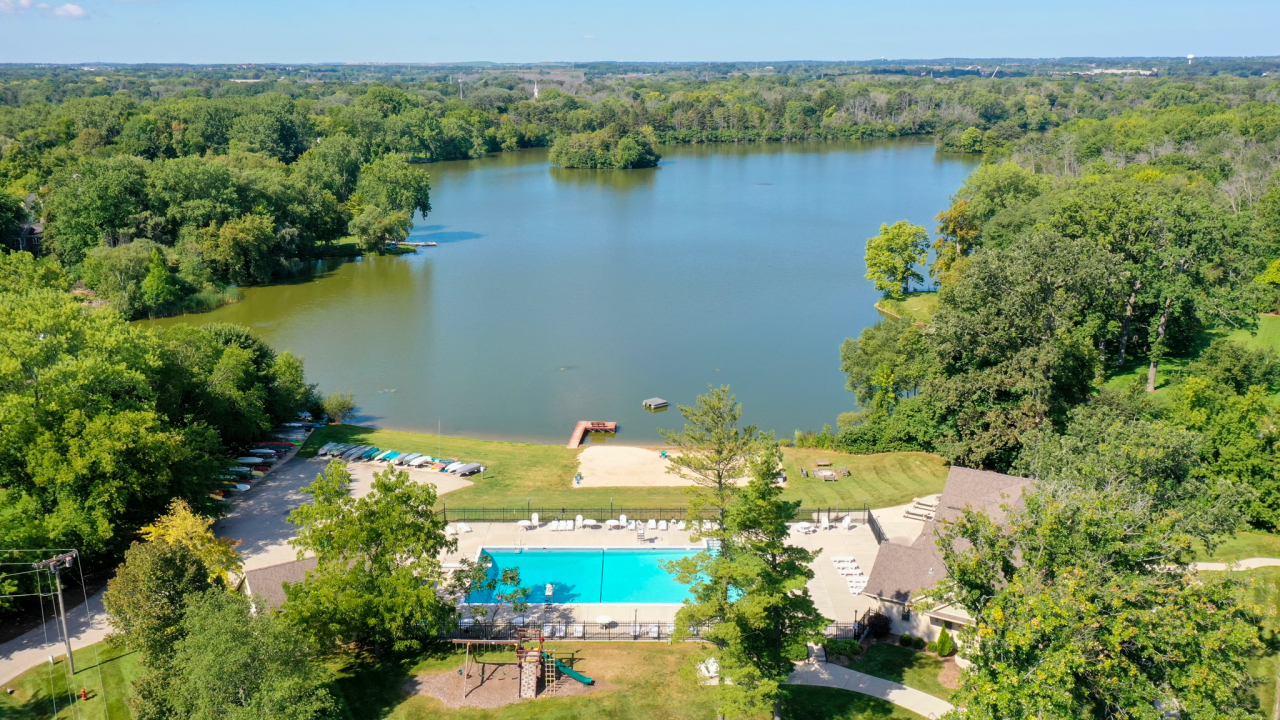 Wisconsin Lake Home for sale (MLS#: 1928867) at 3424 W Riviera Ct, in Mequon, Wisconsin. (50 of 55)