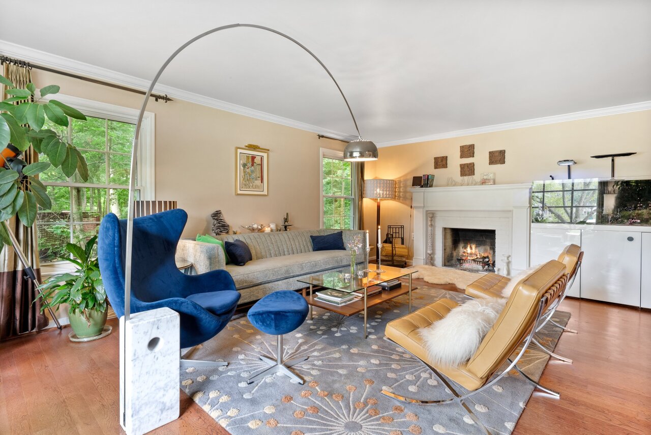 Wisconsin Lake Home for sale (MLS#: 1928867) at 3424 W Riviera Ct, in Mequon, Wisconsin. (7 of 55)