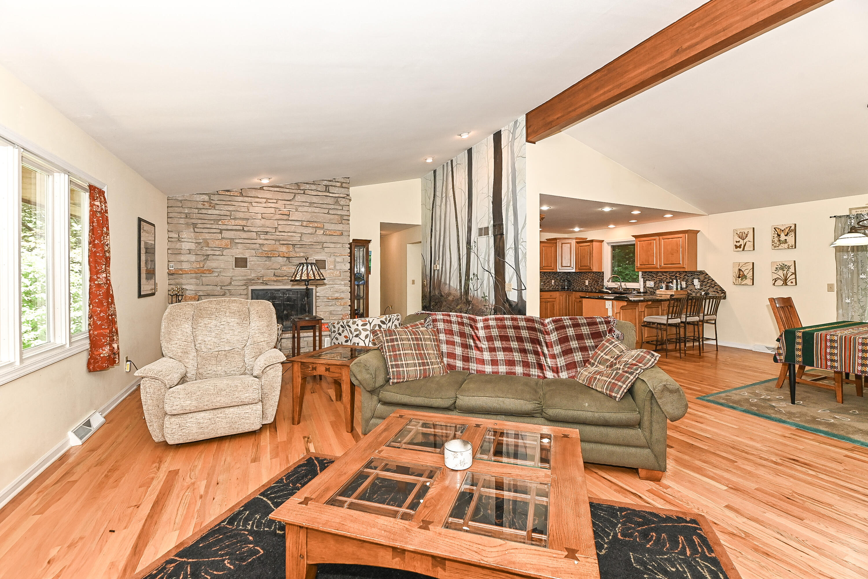Wisconsin Lake Home for sale (MLS#: 1928875) at 2655  Driftwood Trl, in Burlington, Wisconsin. (16 of 45)