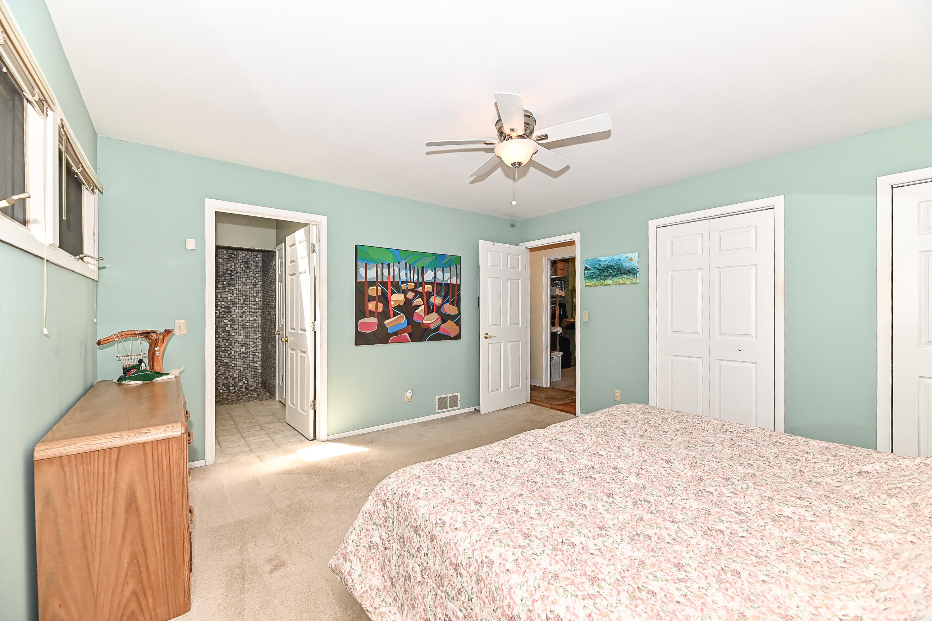 Wisconsin Lake Home for sale (MLS#: 1928875) at 2655  Driftwood Trl, in Burlington, Wisconsin. (28 of 45)