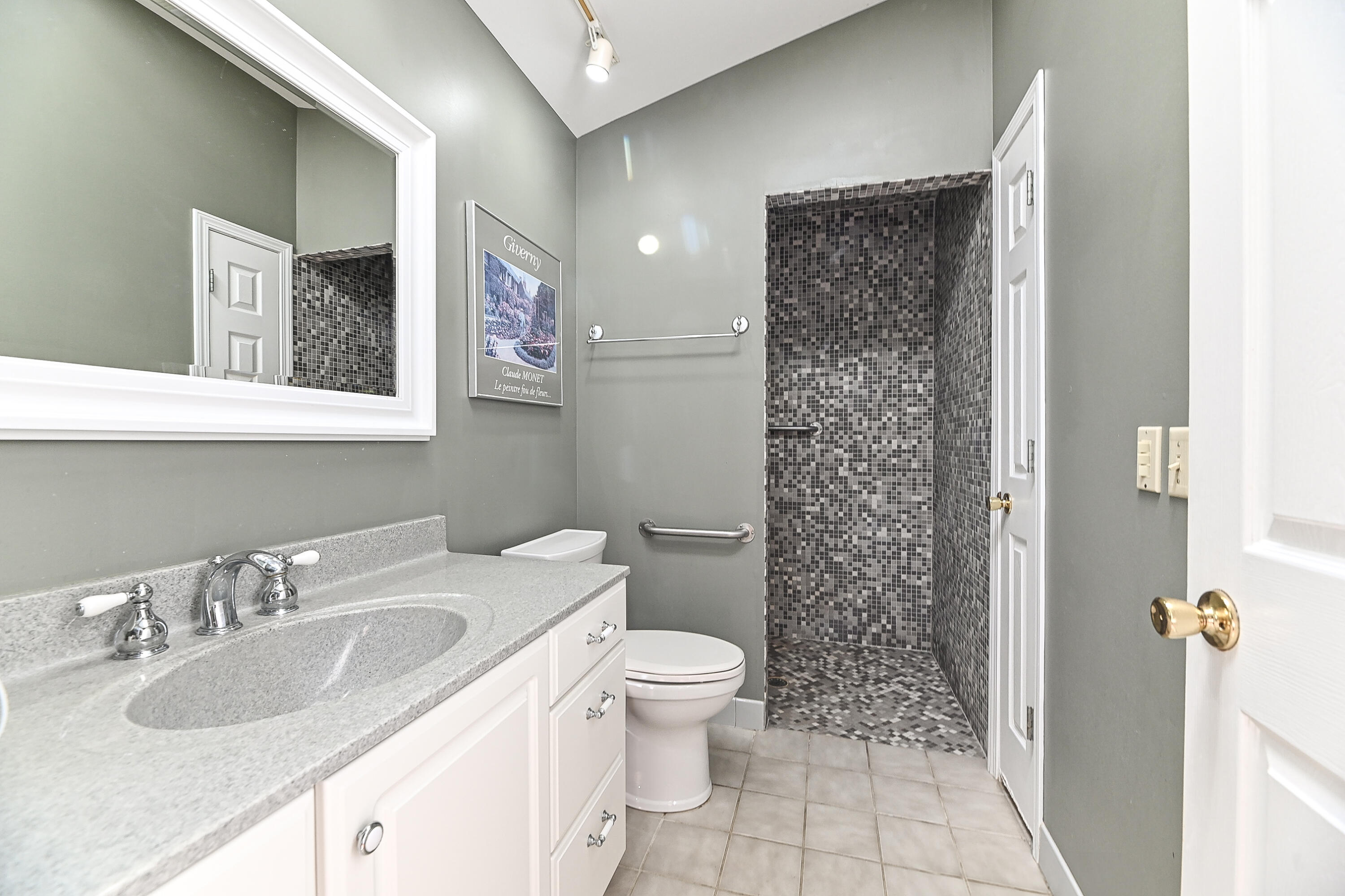 Wisconsin Lake Home for sale (MLS#: 1928875) at 2655  Driftwood Trl, in Burlington, Wisconsin. (29 of 45)
