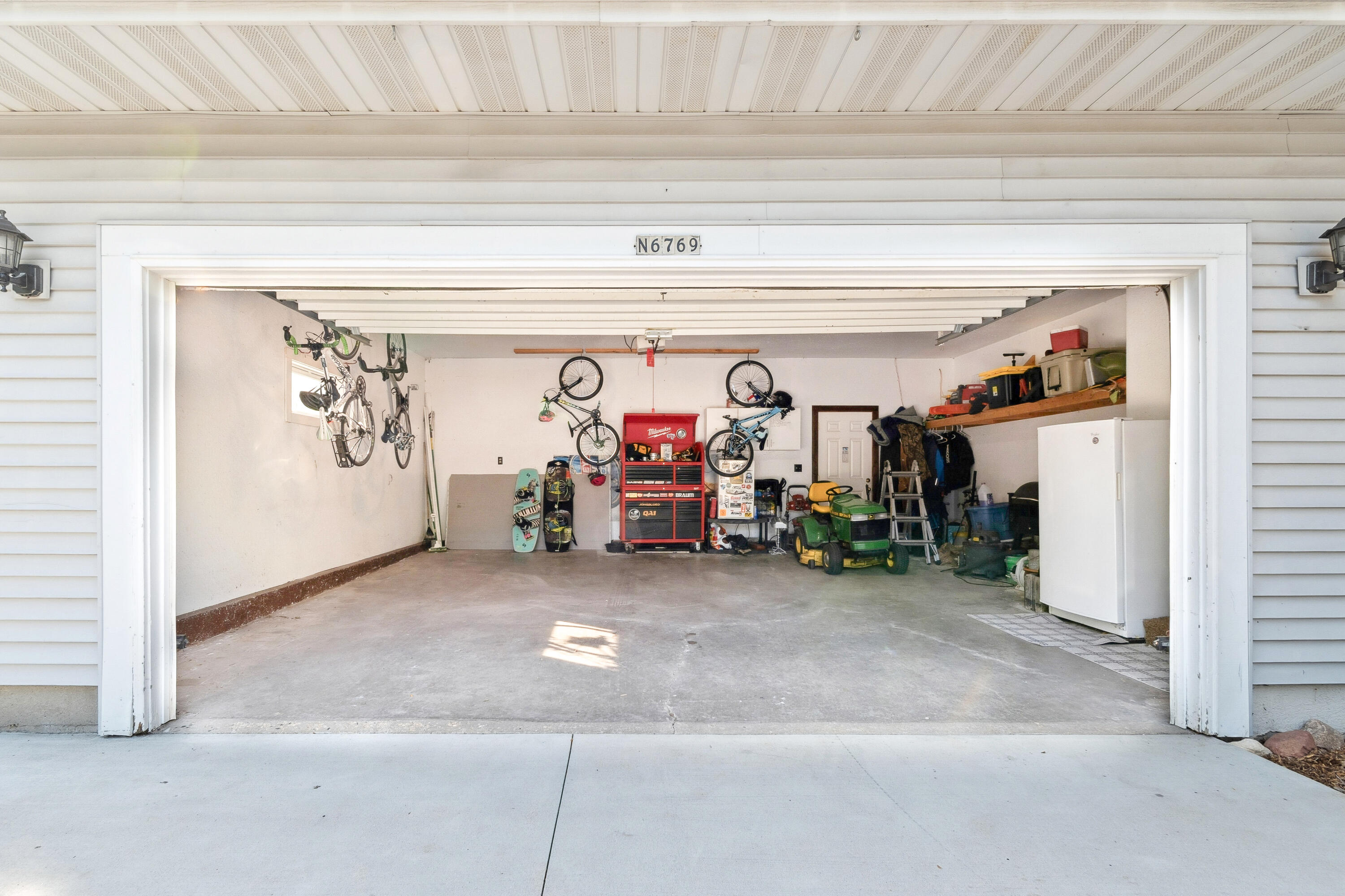 Wisconsin Lake Home for sale (MLS#: 1928949) at N6769  Woodfield Ln, in Lake Mills, Wisconsin. (34 of 44)